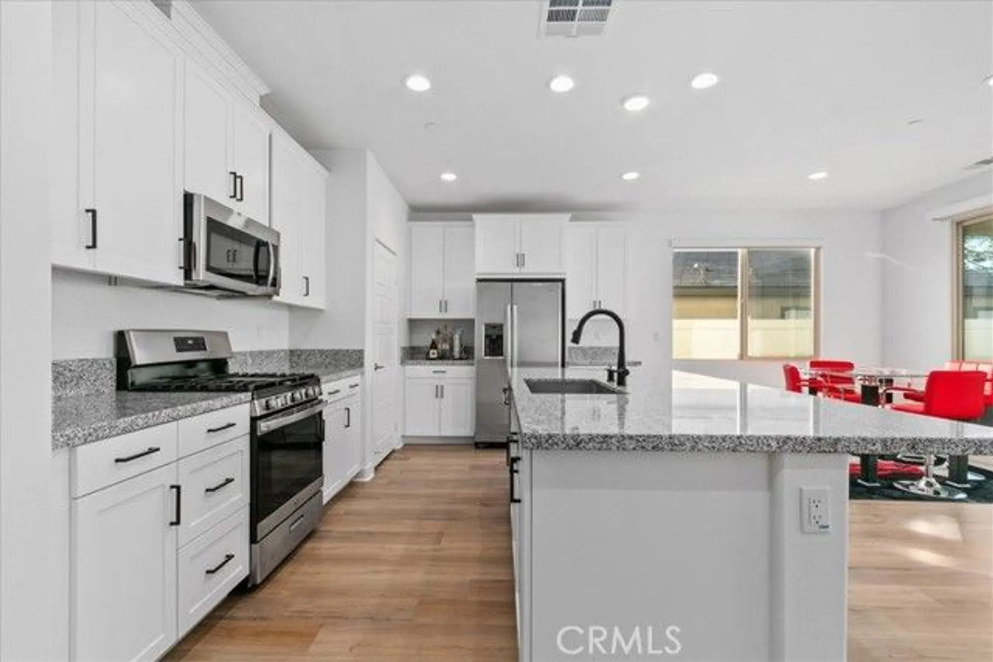 Property Slideshow image 11 of 38 | 1678 park village dr, Beaumont, CA, 92223