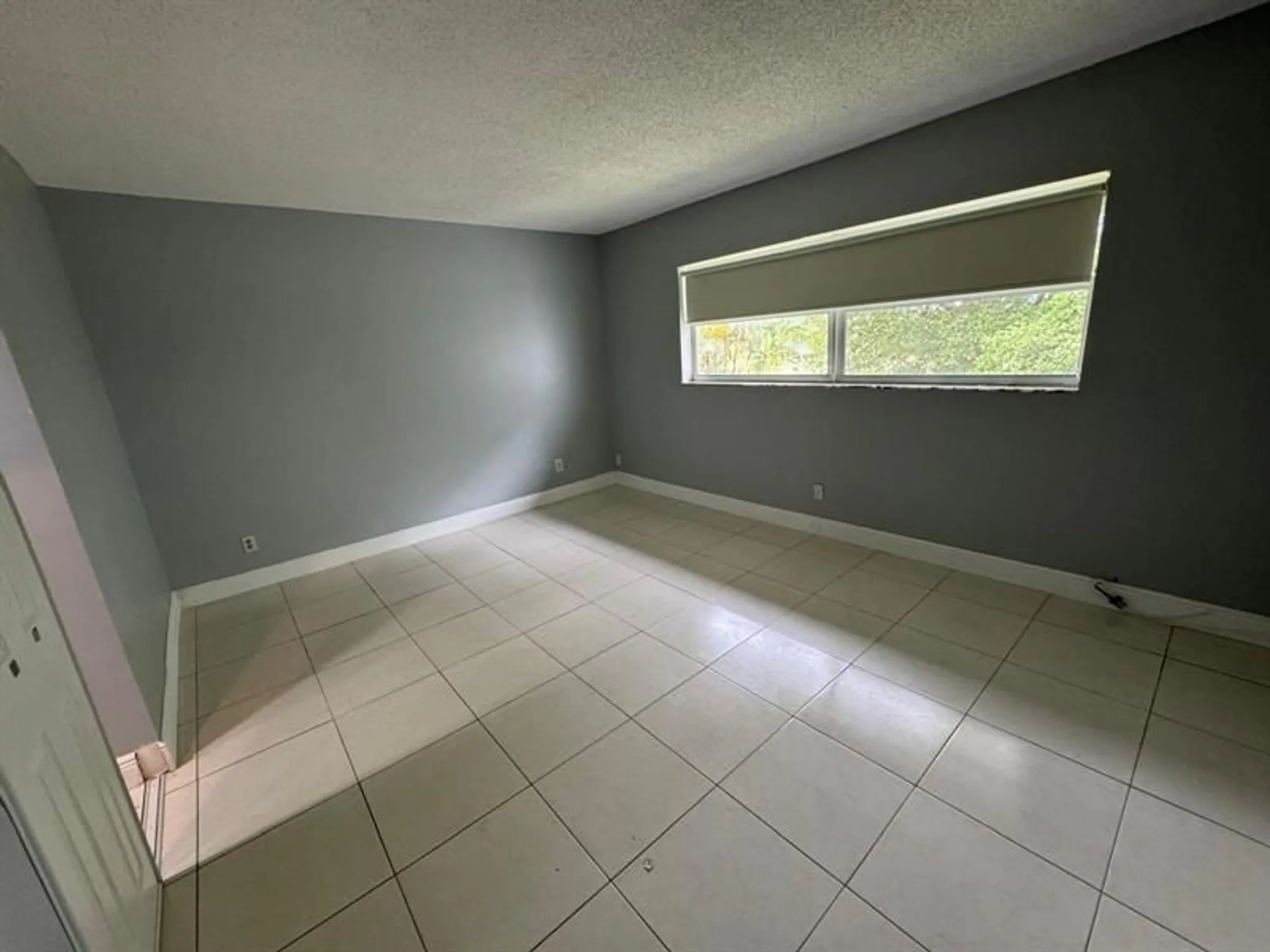 Property Slideshow image 22 of 37 | 7797 golf circle dr apt 304, Margate, FL, 33063