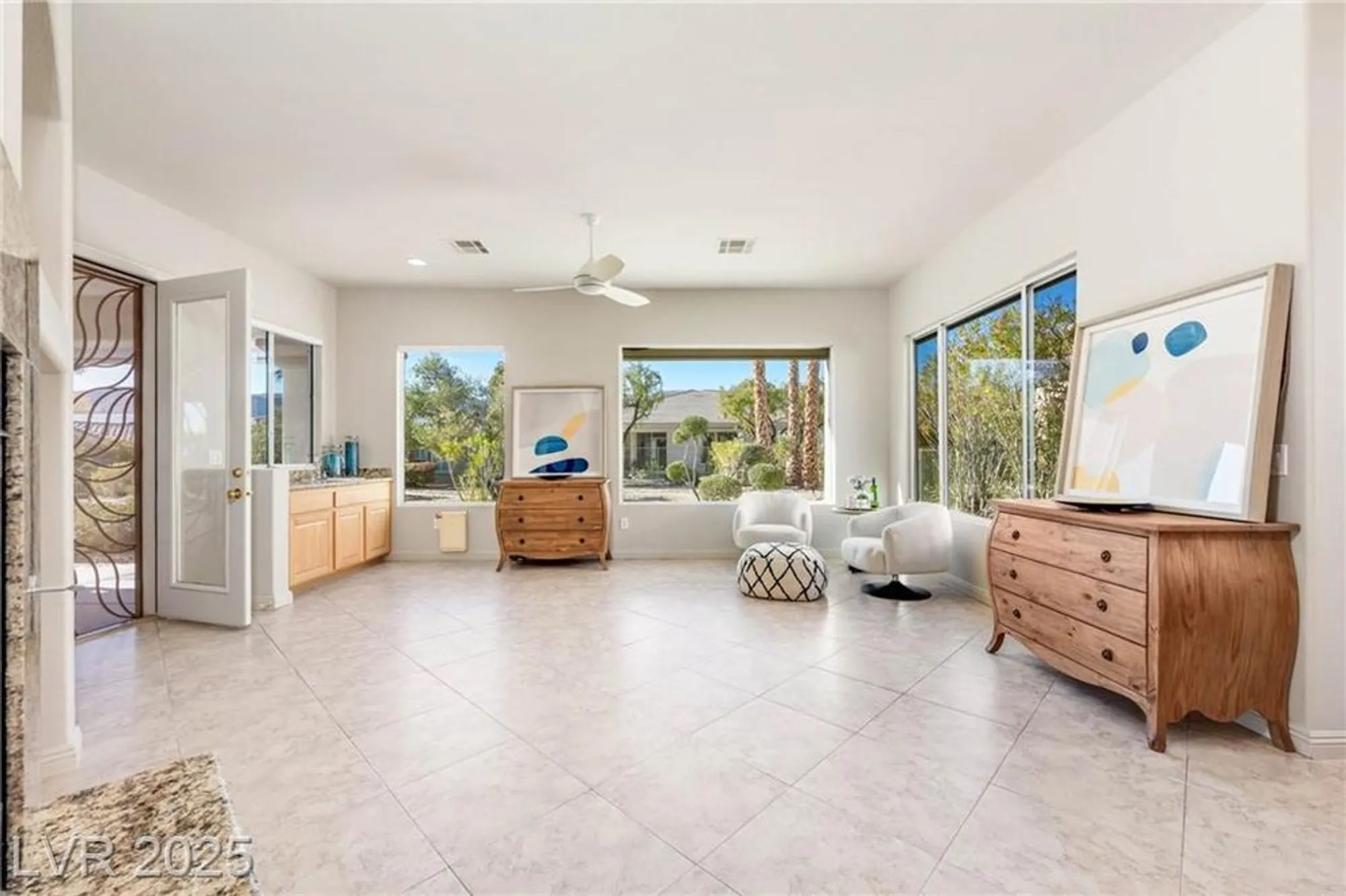 Property Slideshow image 24 of 54 | 10243 cantiamo ct, Las Vegas, NV, 89135