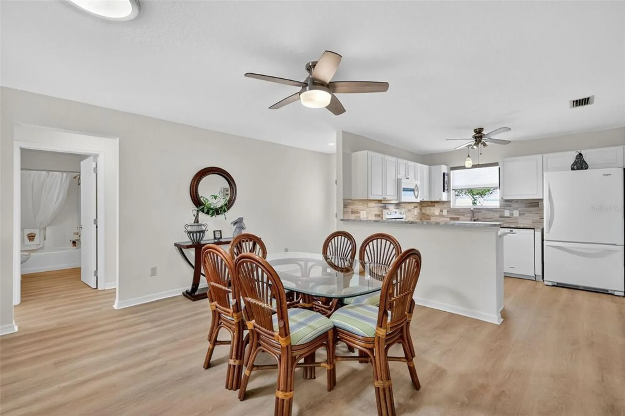 Property Slideshow image 10 of 39 | 17076 se 96th chapelwood cir, The Villages, FL, 32162