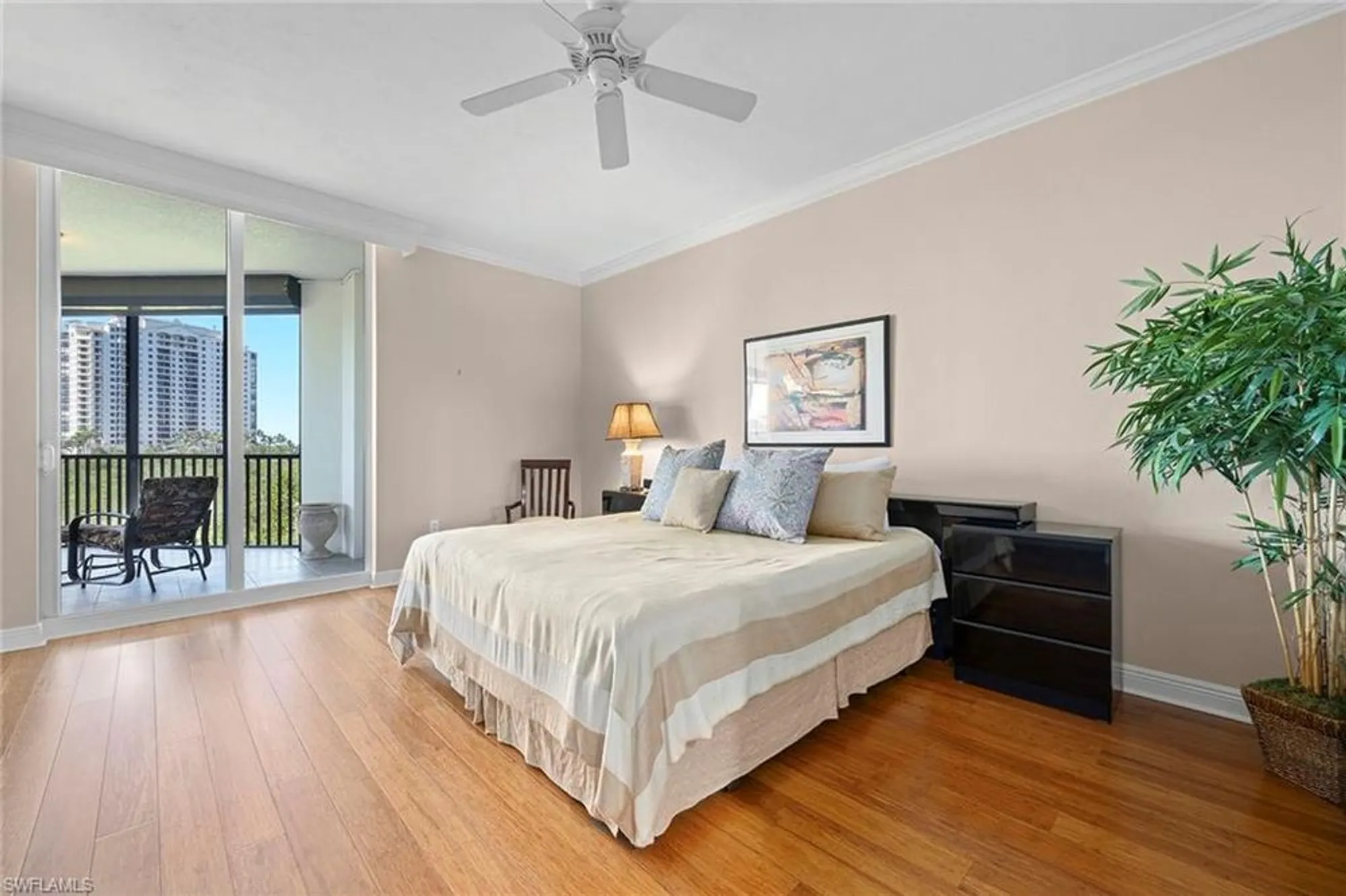 Property Slideshow image 4 of 50 | 24031 via castella dr 1302, Bonita Springs, FL, 34134