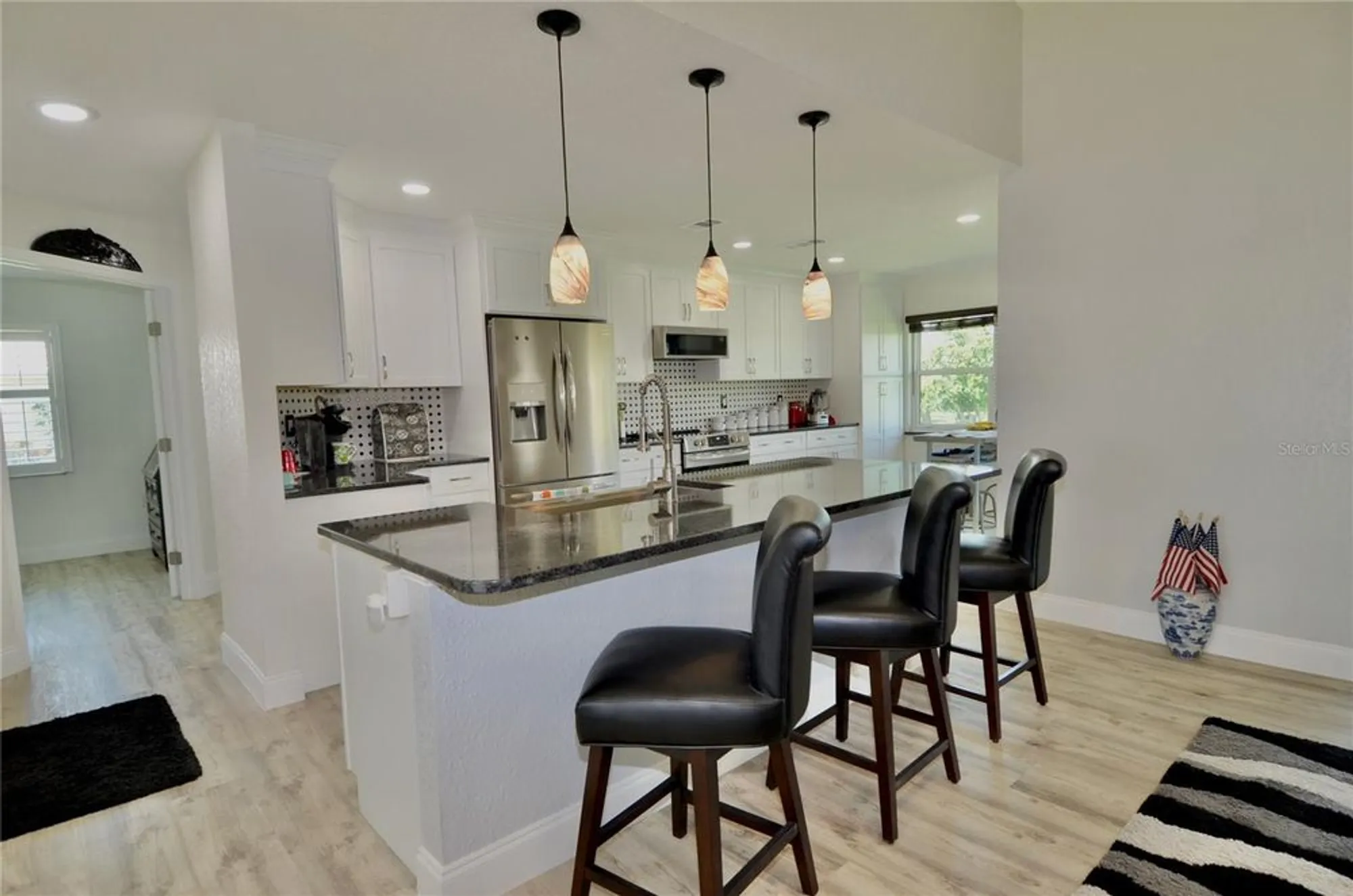 Property Slideshow image 4 of 77 | 611 paget dr, Venice, FL, 34293