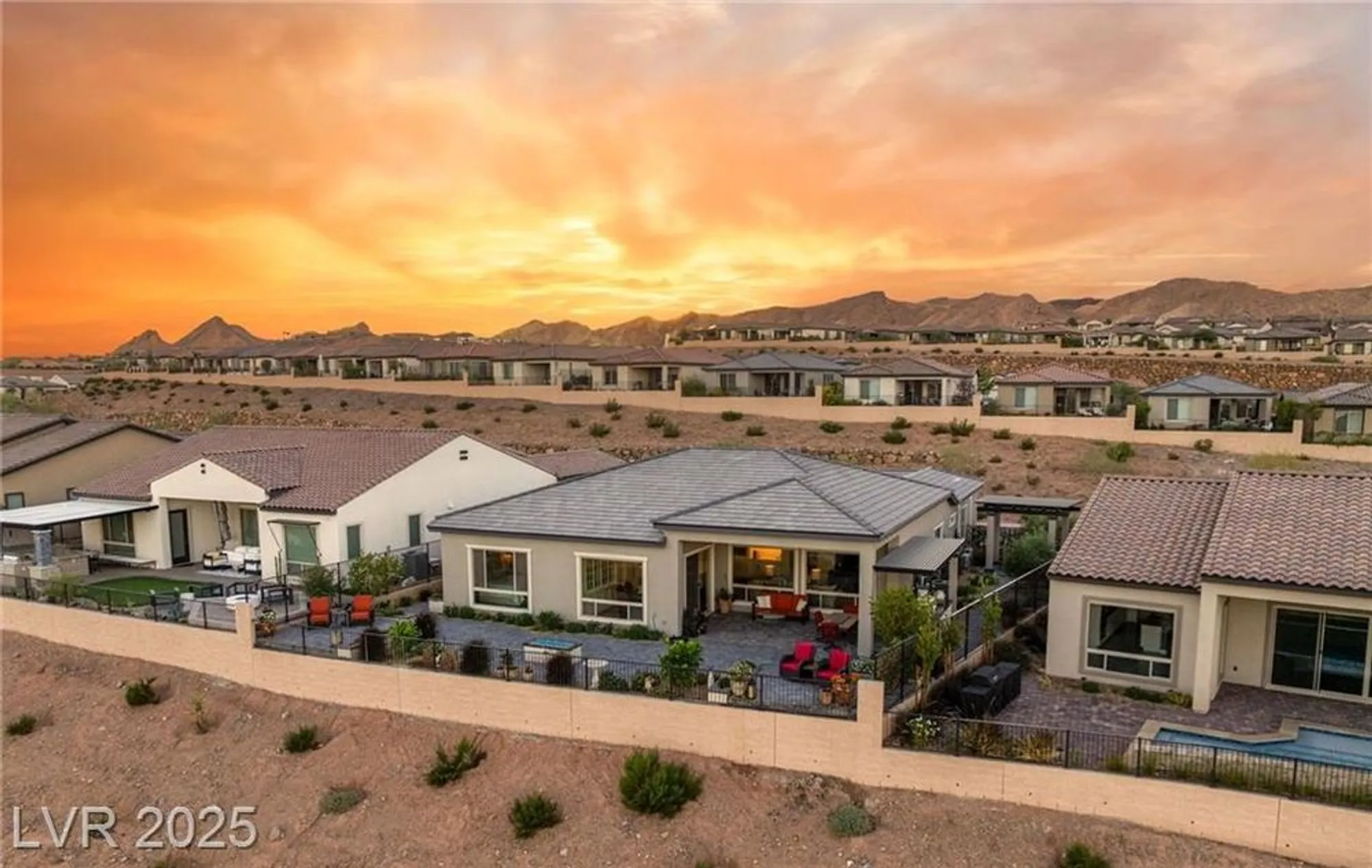 Property Slideshow image 63 of 74 | 156 stone mesa ct, Henderson, NV, 89011