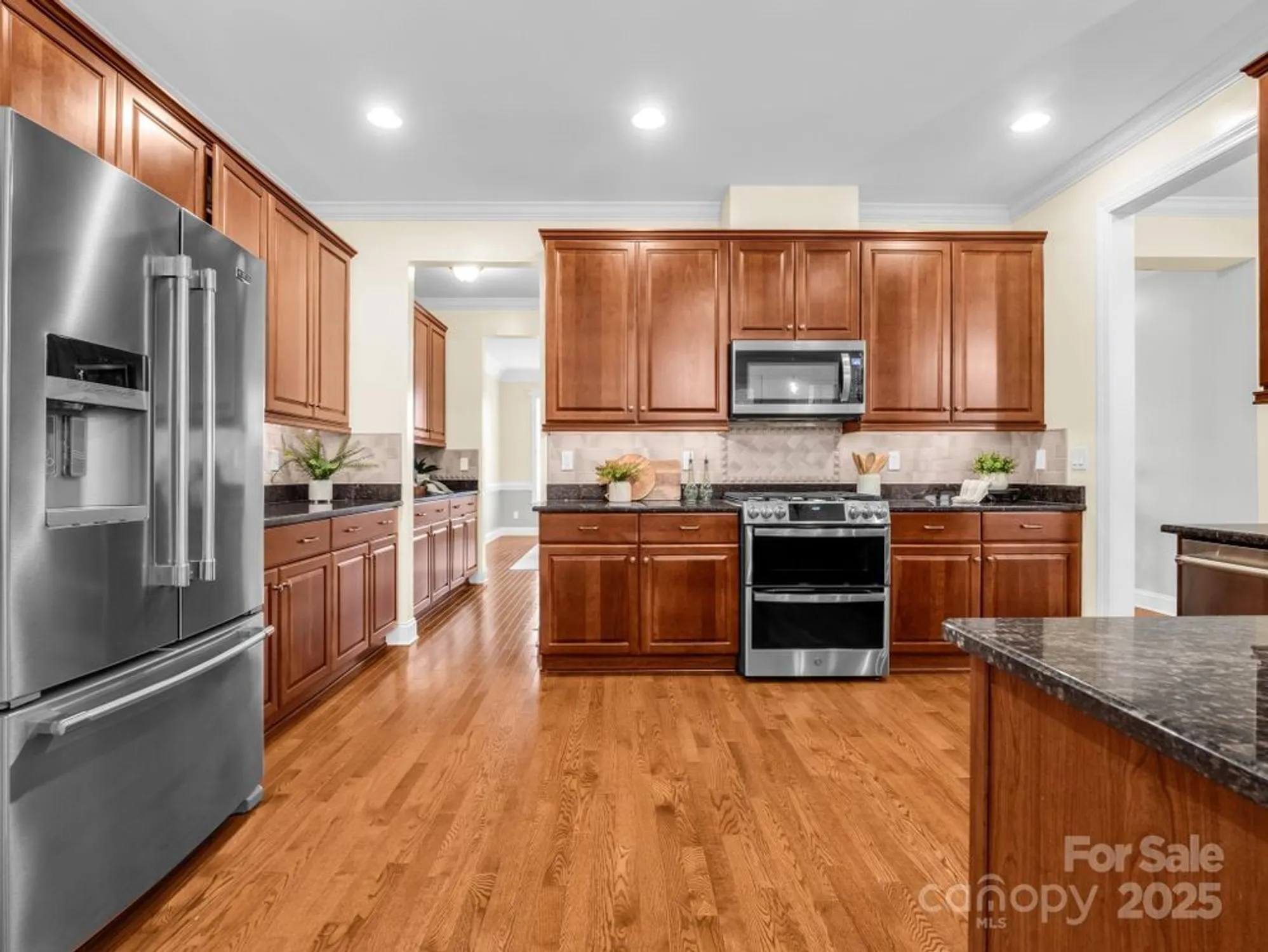 Property Slideshow image 6 of 39 | 16 larue ct, Biltmore Lake, NC, 28715