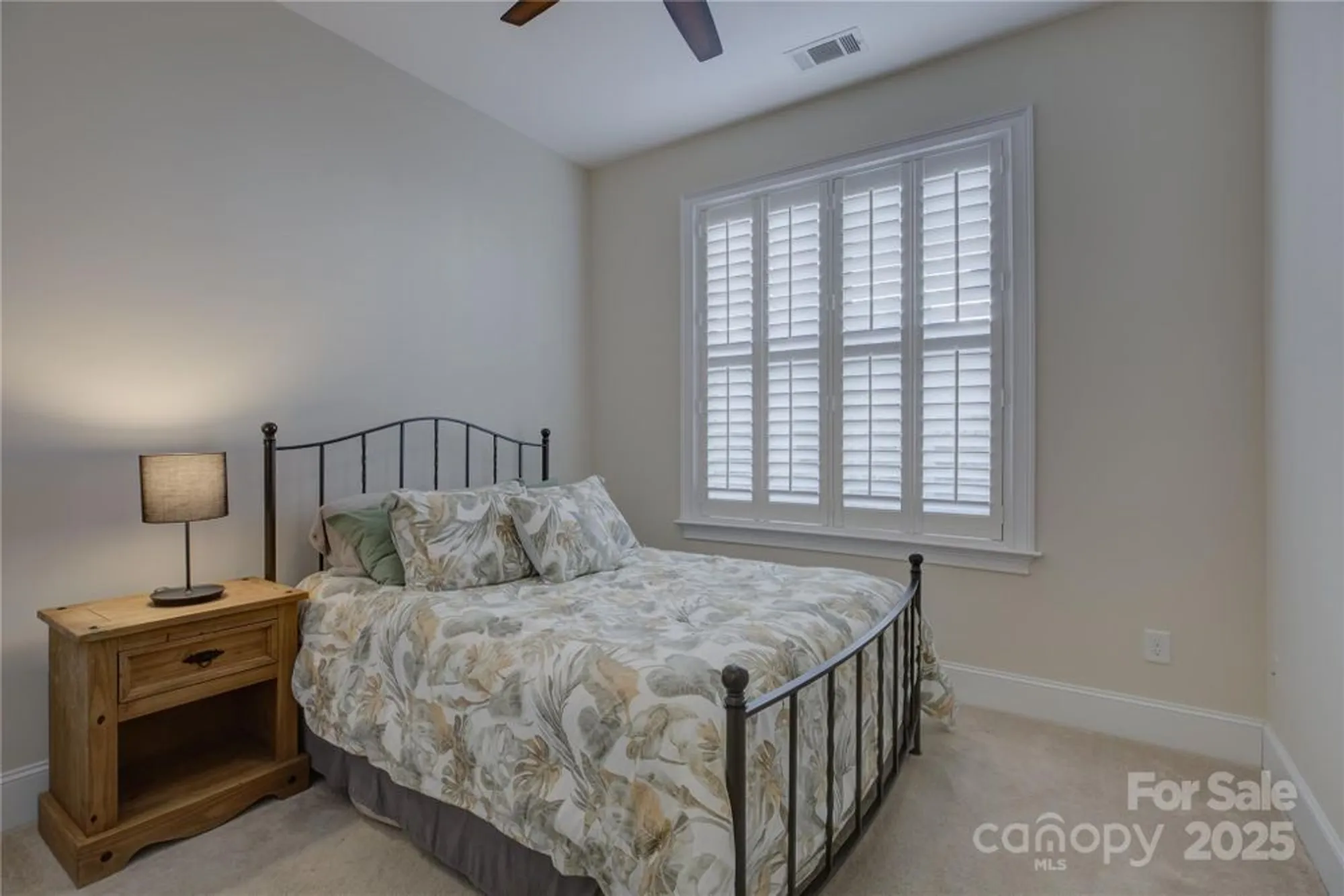 Property Slideshow image 32 of 48 | 15511 lake ridge rd, Charlotte, NC, 28278