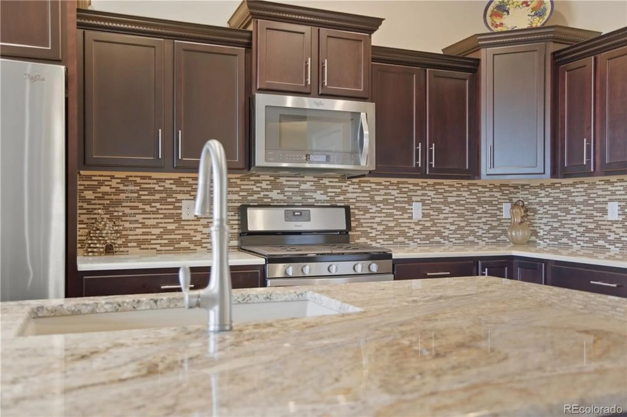 Property Slideshow image 14 of 50 | 3763 wild horse dr, Broomfield, CO, 80023