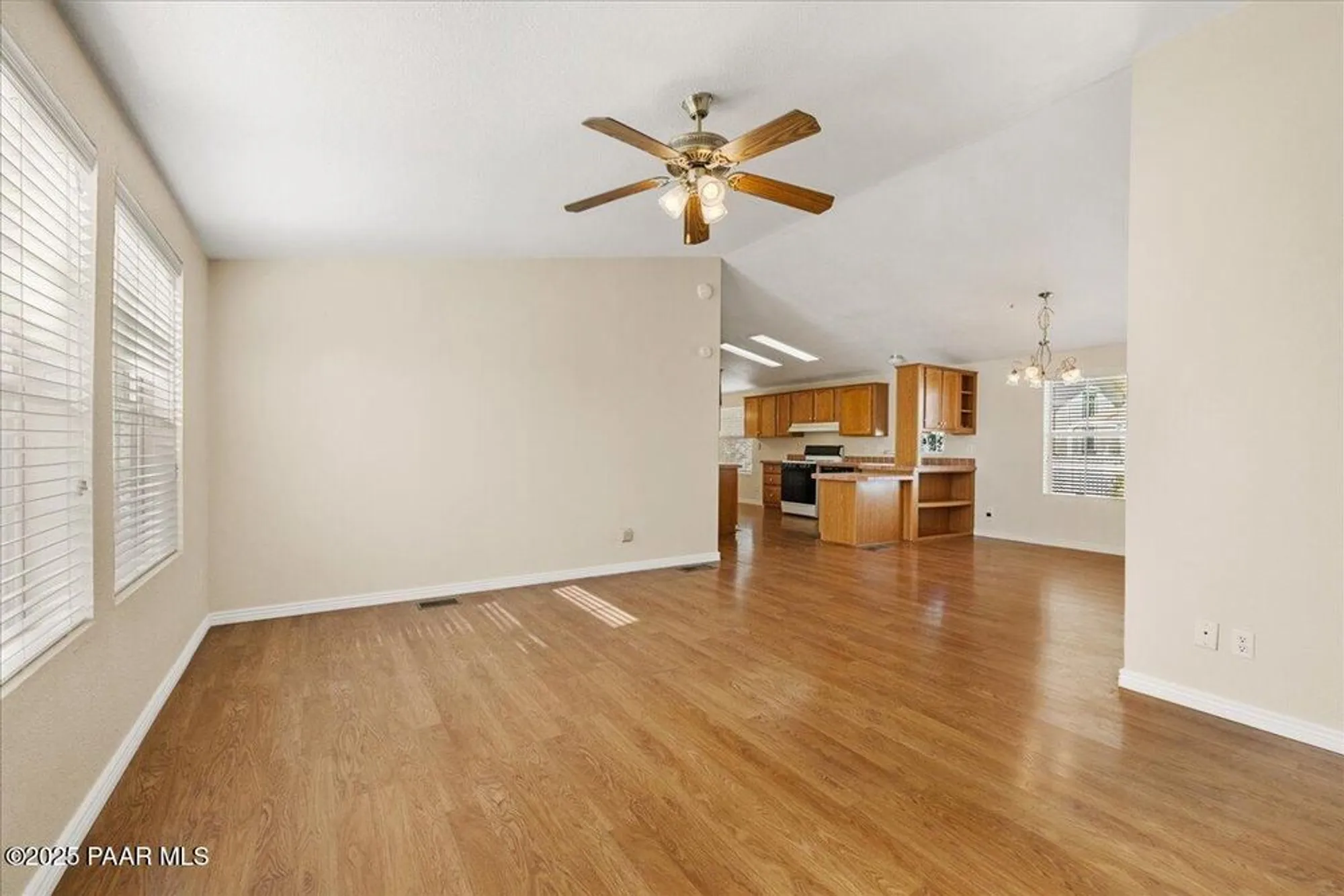 Property Slideshow image 16 of 28 | 649 n vermilion dr, Dewey-Humboldt, AZ, 86327