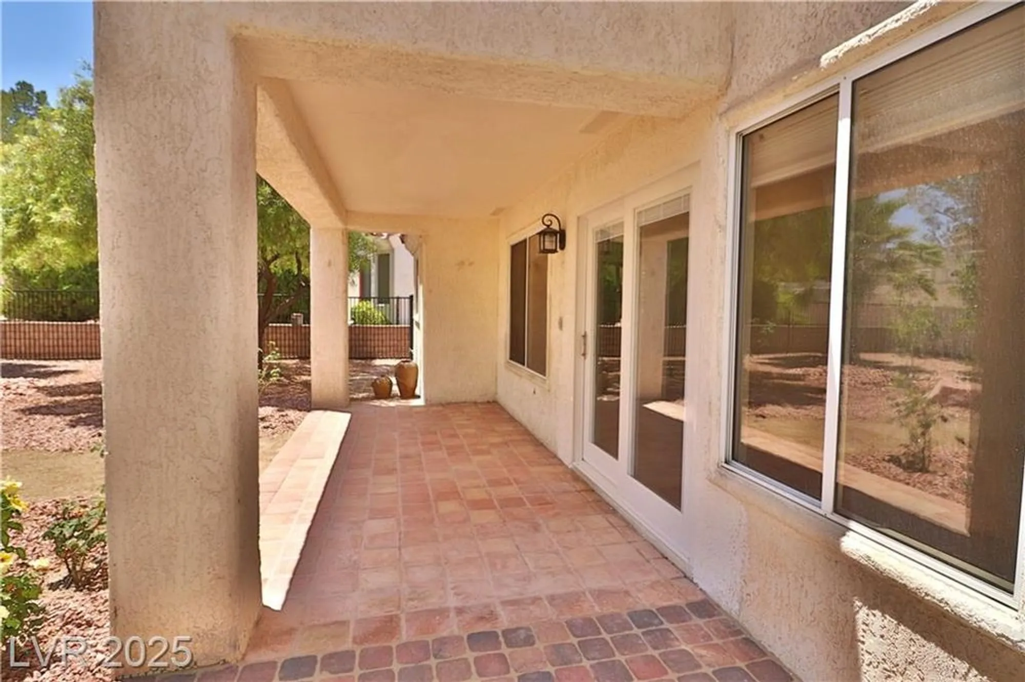 Property Slideshow image 31 of 39 | 9509 sundial dr, Las Vegas, NV, 89134