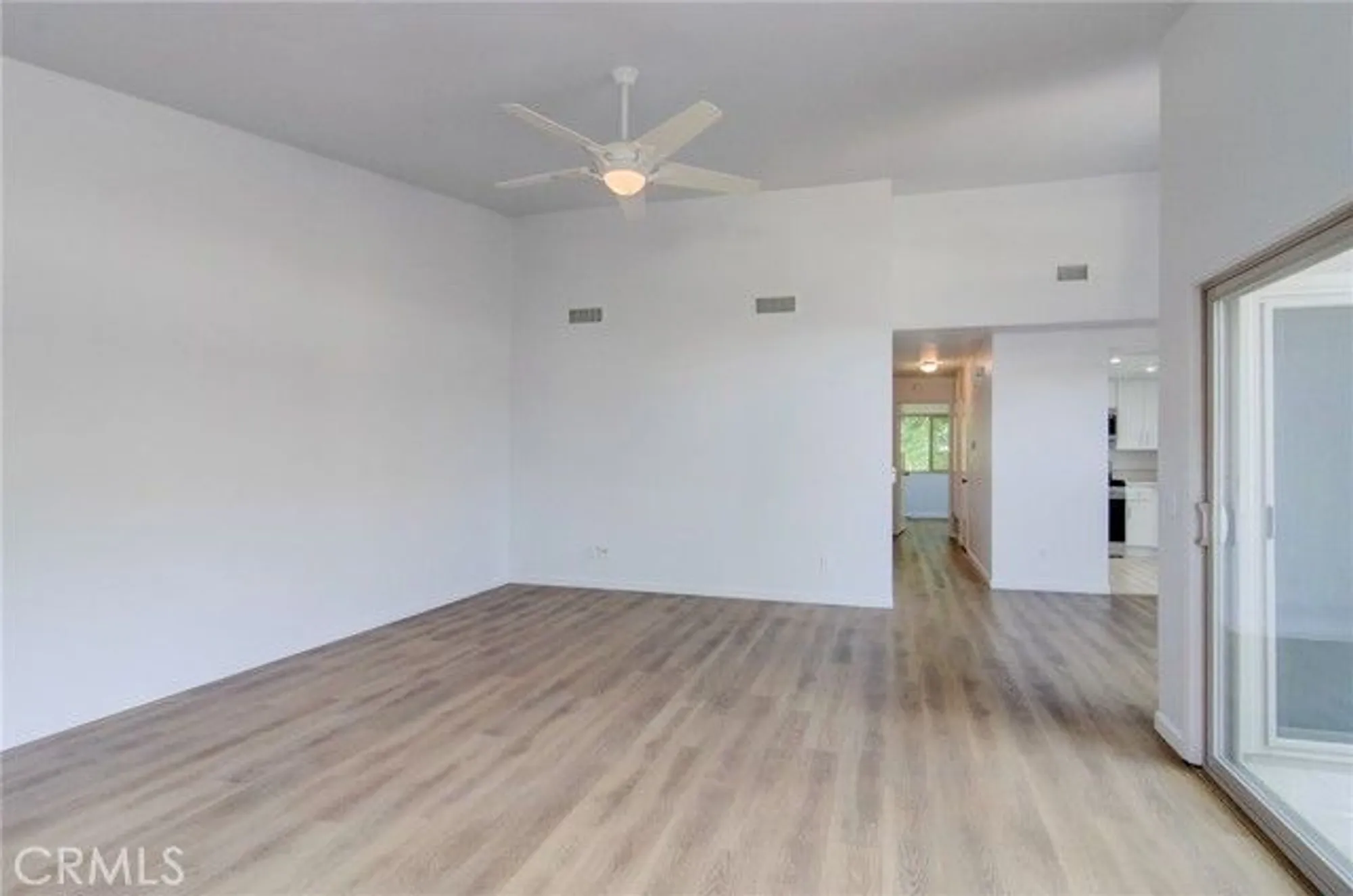 Property Slideshow image 3 of 24 | 8566 larkhall cir 809d, Huntington Beach, CA, 92646