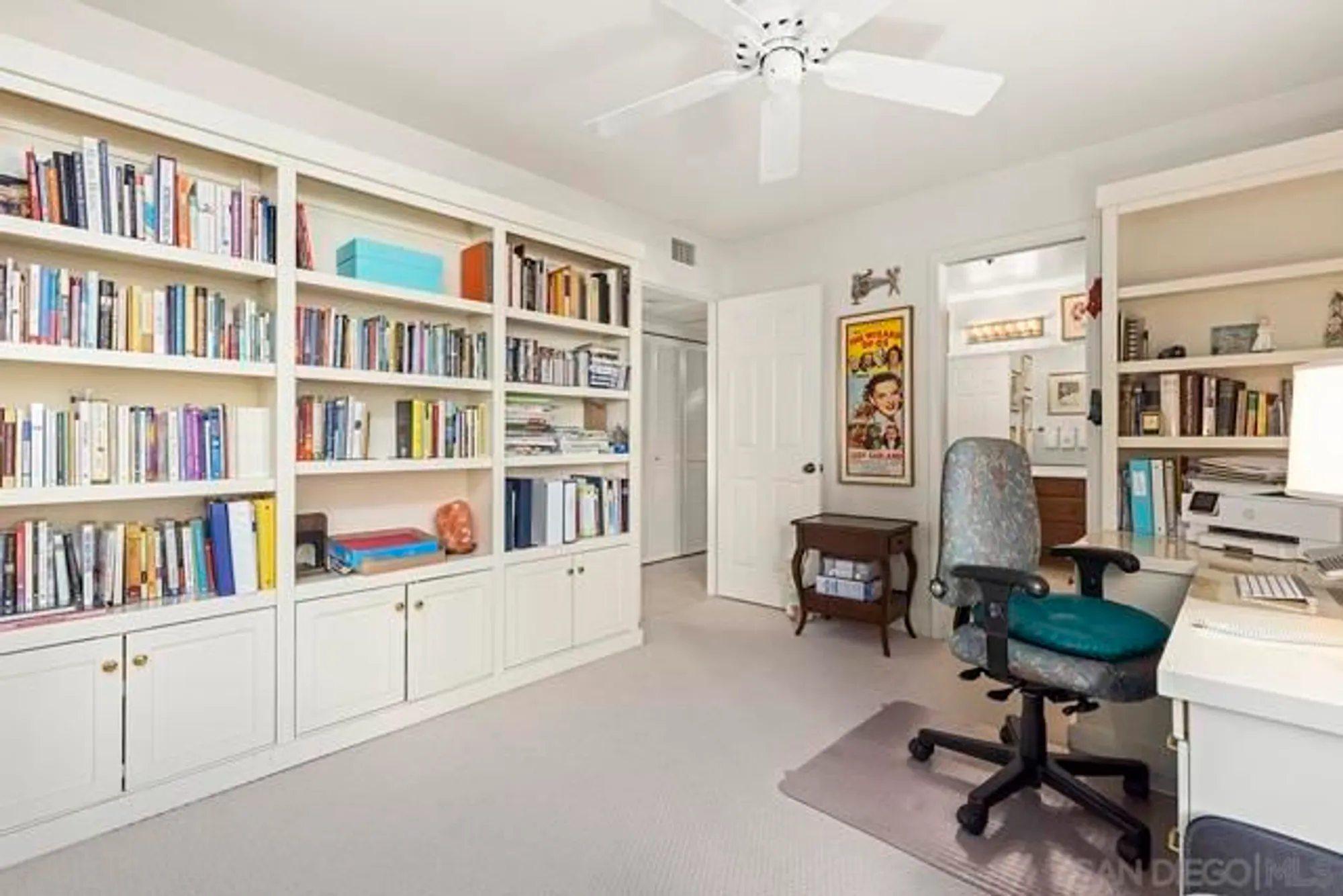 Property Slideshow image 26 of 75 | 17632 caminito hercuba, San Diego, CA, 92128