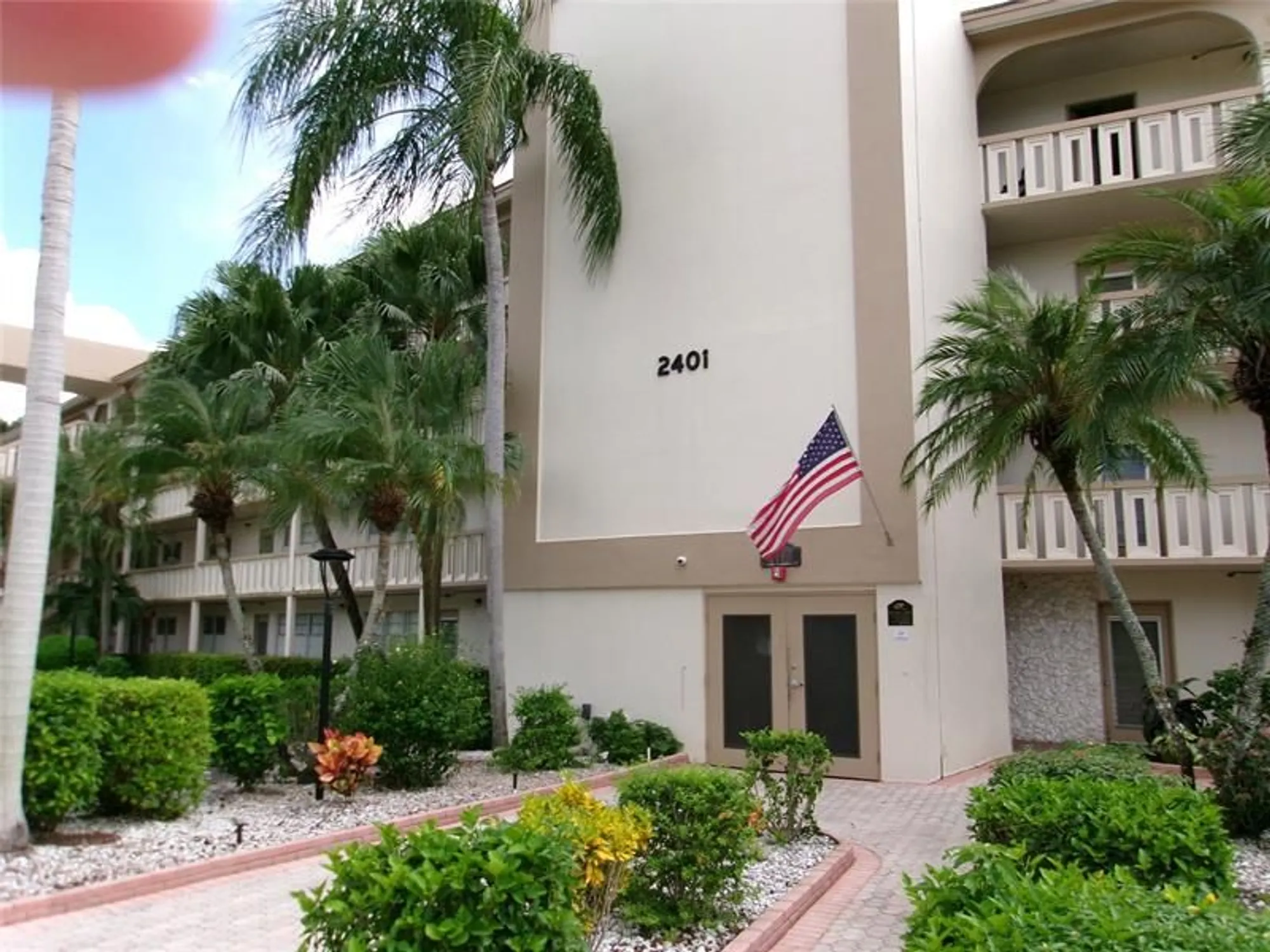 Property Slideshow image 1 of 12 | 2401 antigua cir j1, Coconut Creek, FL, 33066