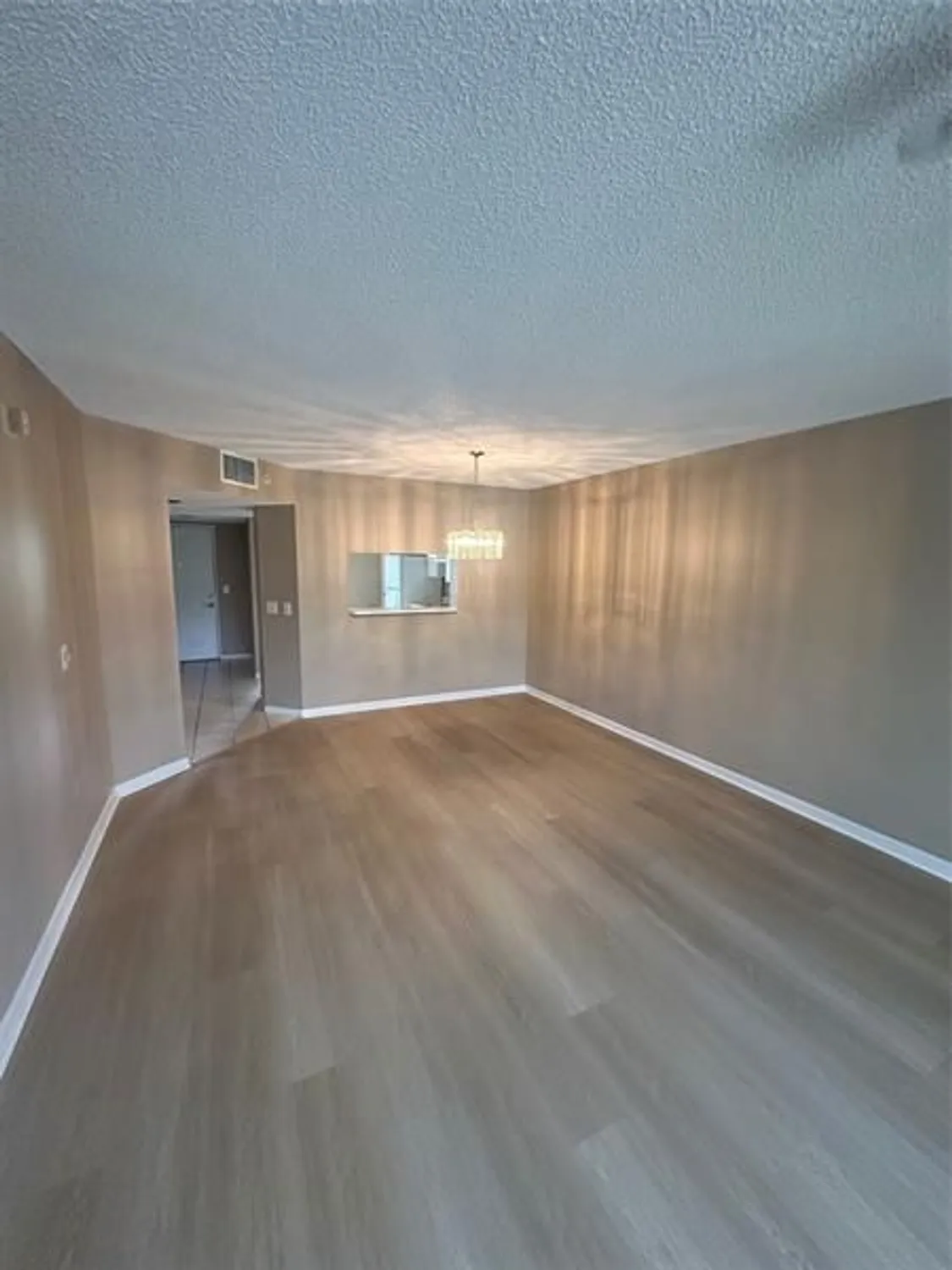 Property Slideshow image 4 of 10 | 1301 sw 142nd ave 308h, Pembroke Pines, FL, 33027