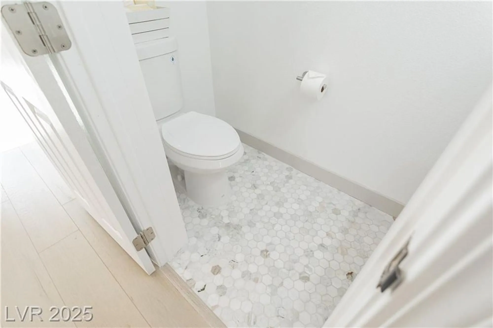 Property Slideshow image 54 of 72 | 2589 evansville ave, Henderson, NV, 89052