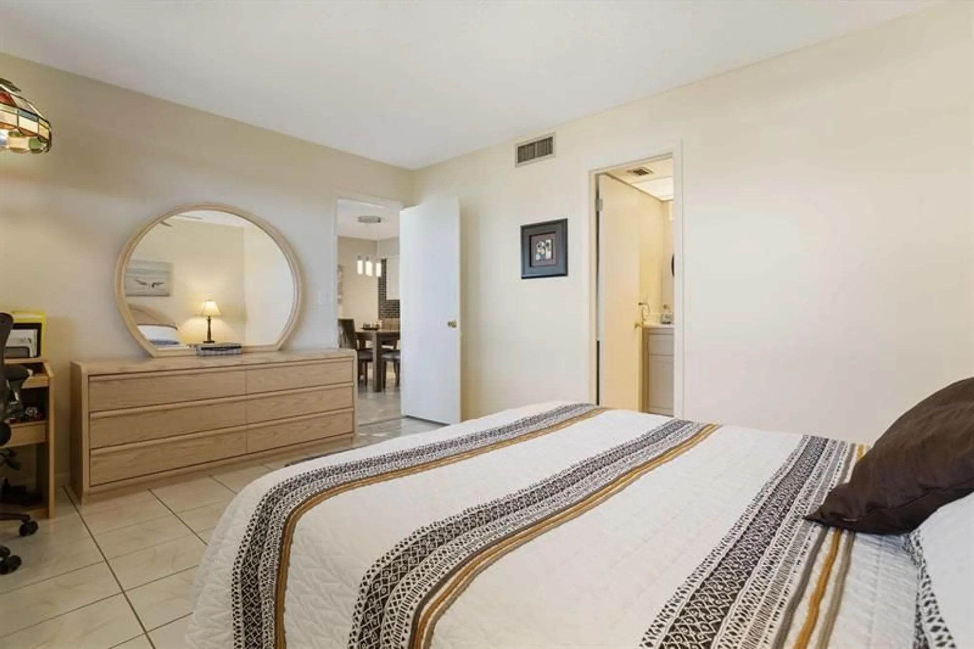 Property Slideshow image 18 of 46 | 3051 nw 46th ave 408, Lauderdale Lakes, FL, 33313