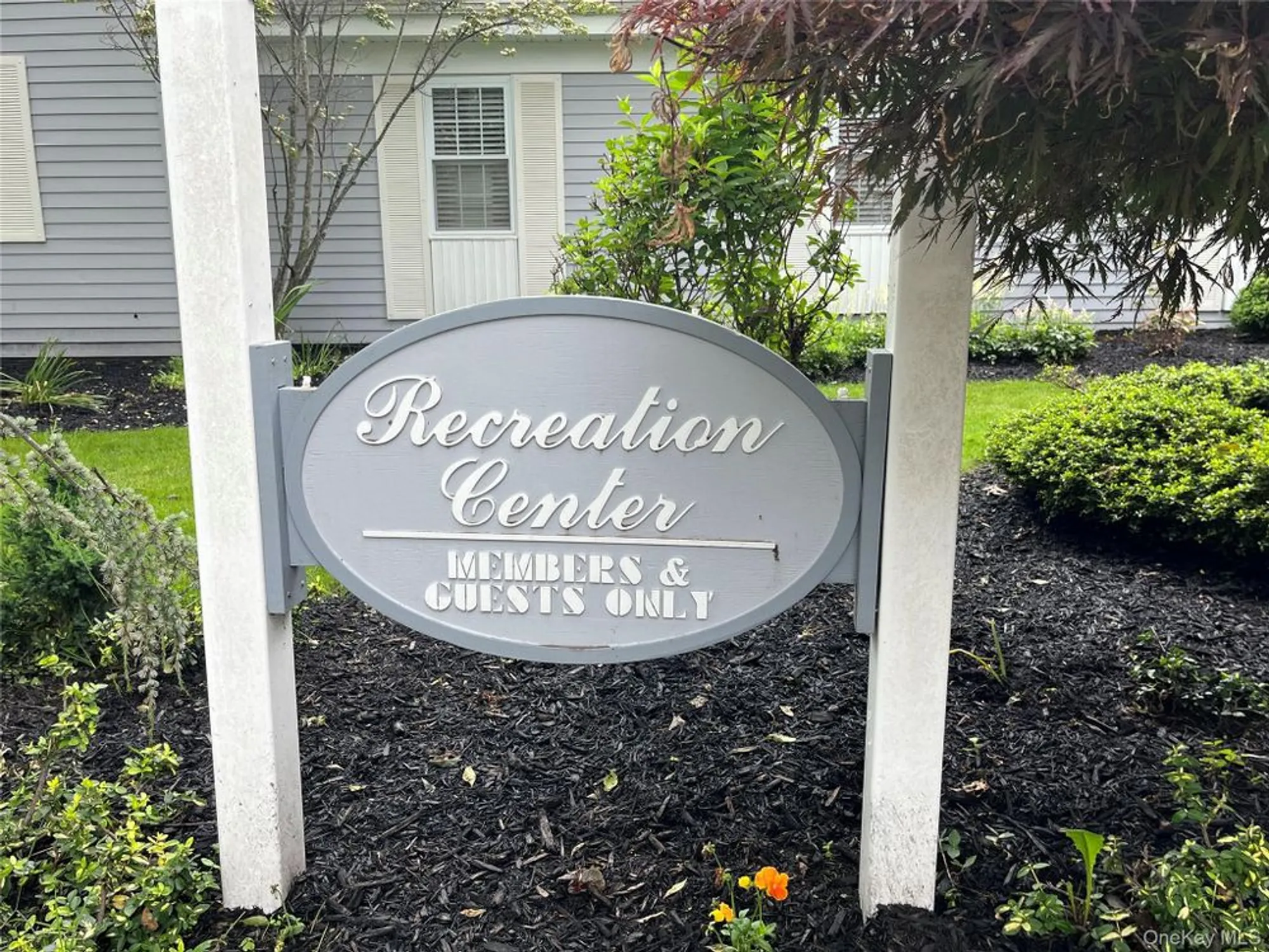 Property Slideshow image 26 of 30 | 194 canterbury dr, Ridge, NY, 11961