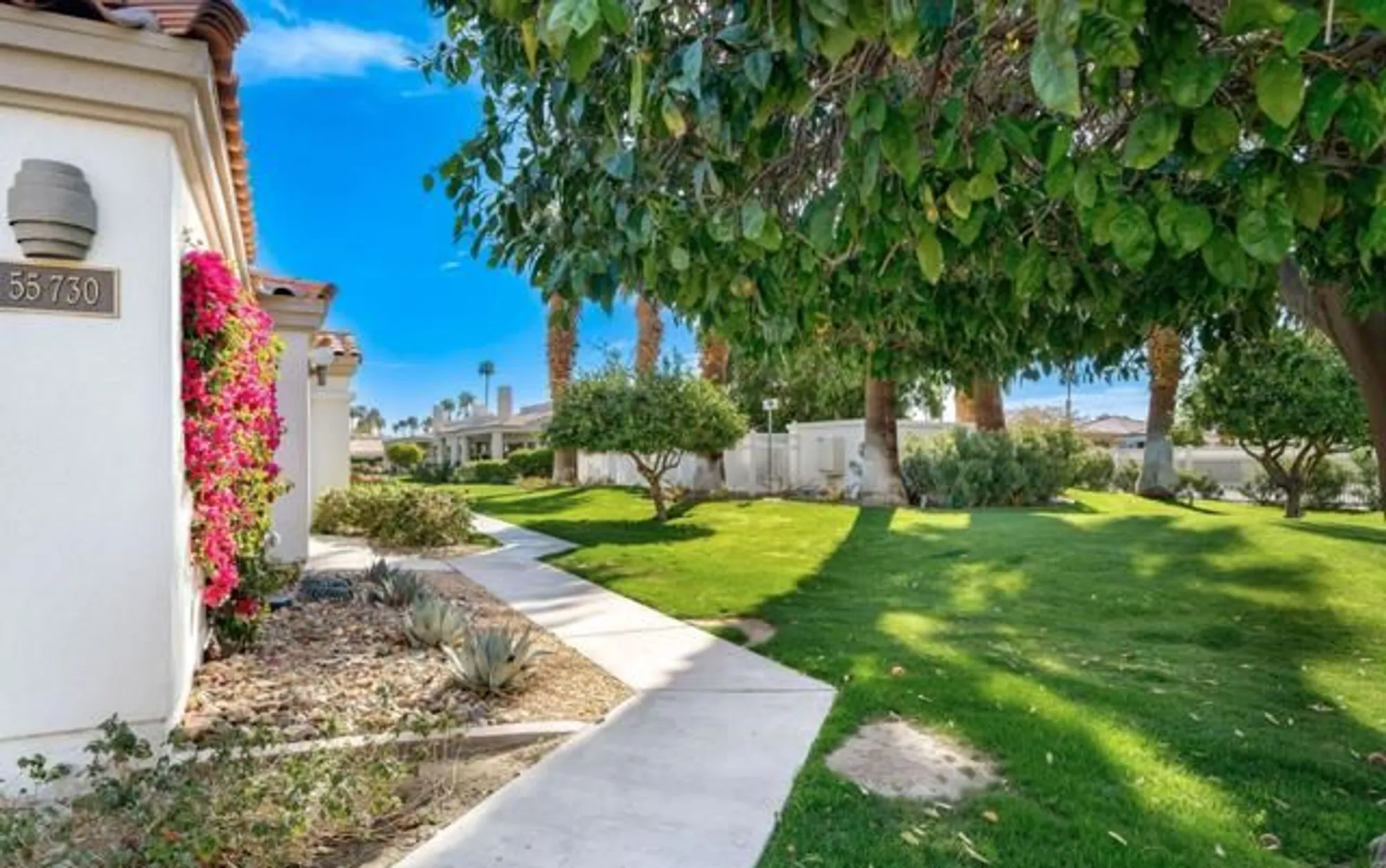 Property Slideshow image 18 of 32 | 55730 riviera, La Quinta, CA, 92253