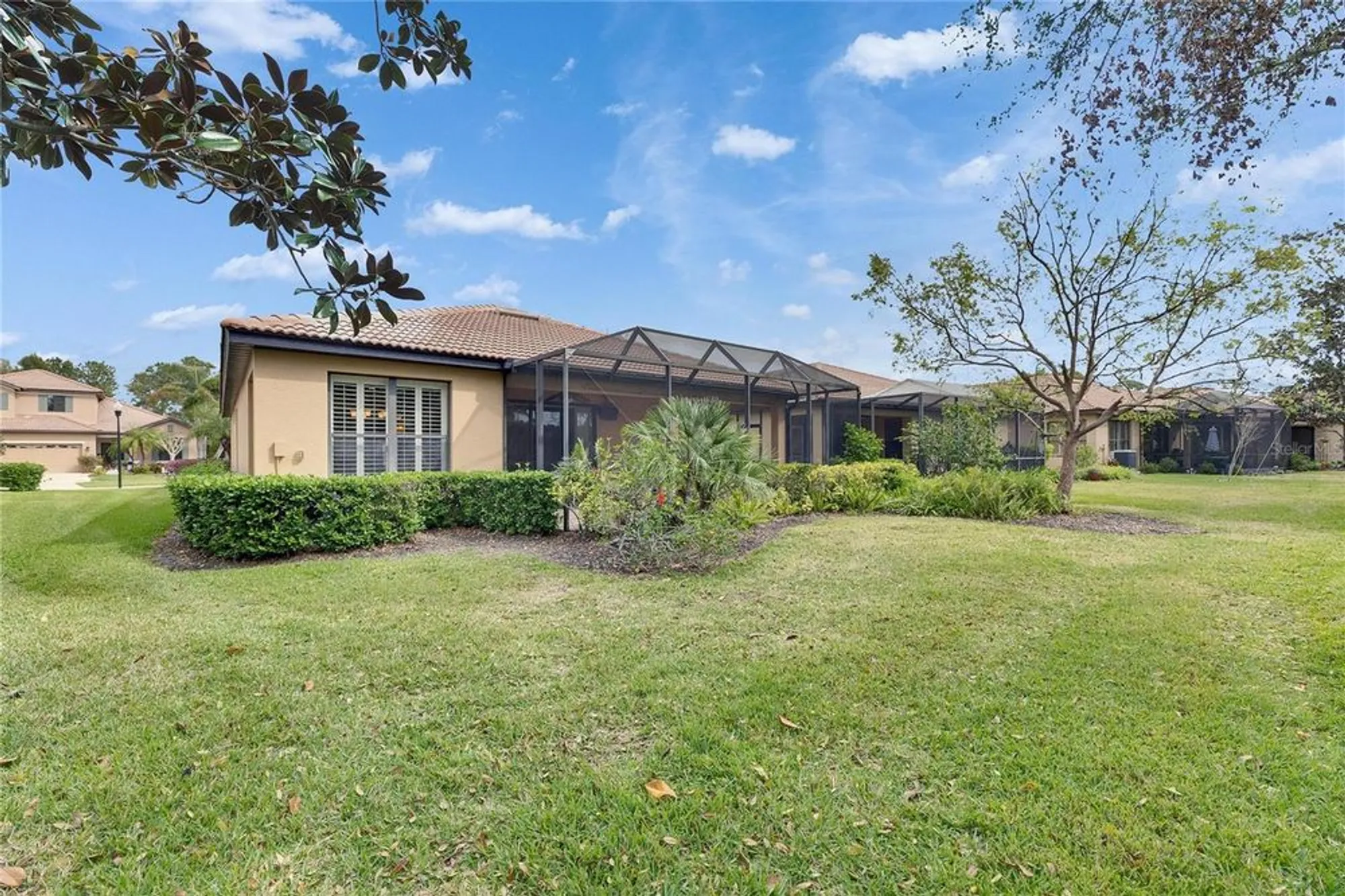 Property Slideshow image 58 of 97 | 144 silver falls dr, Apollo Beach, FL, 33572