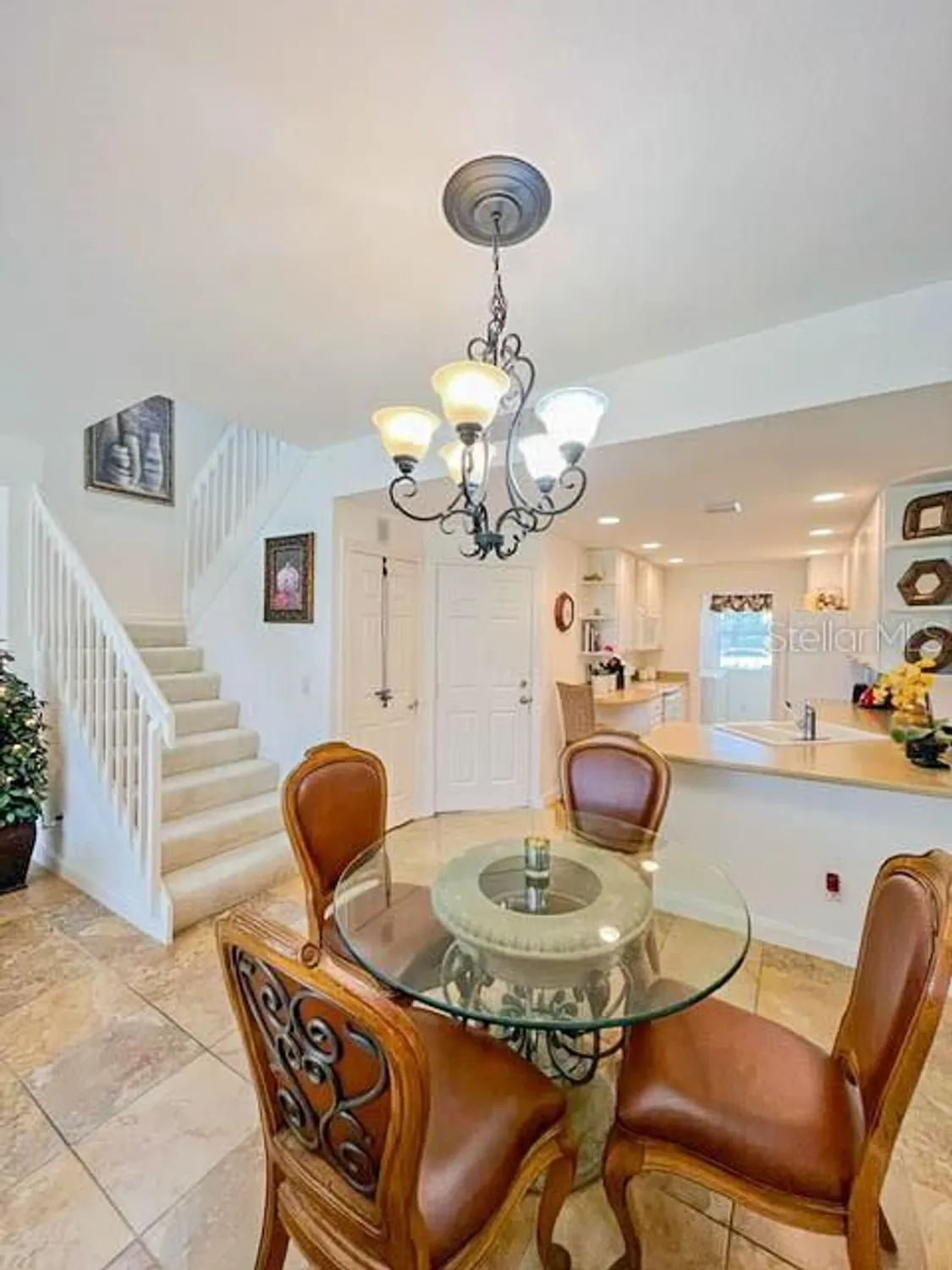 Property Slideshow image 16 of 54 | 1707 burgos dr, Sarasota, FL, 34238