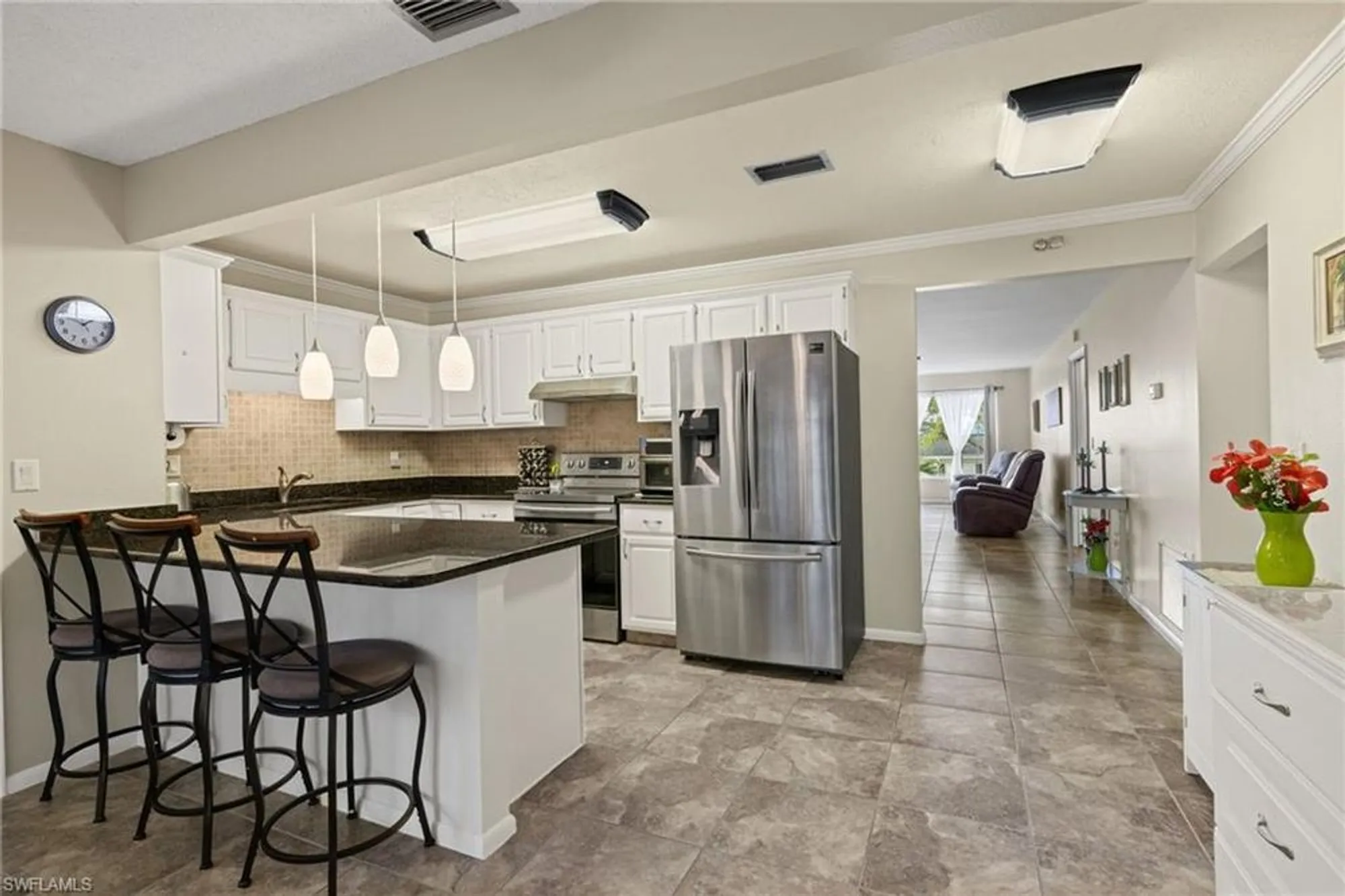 Property Slideshow image 9 of 27 | 1340 s brandywine cir apt 3, Fort Myers, FL, 33919