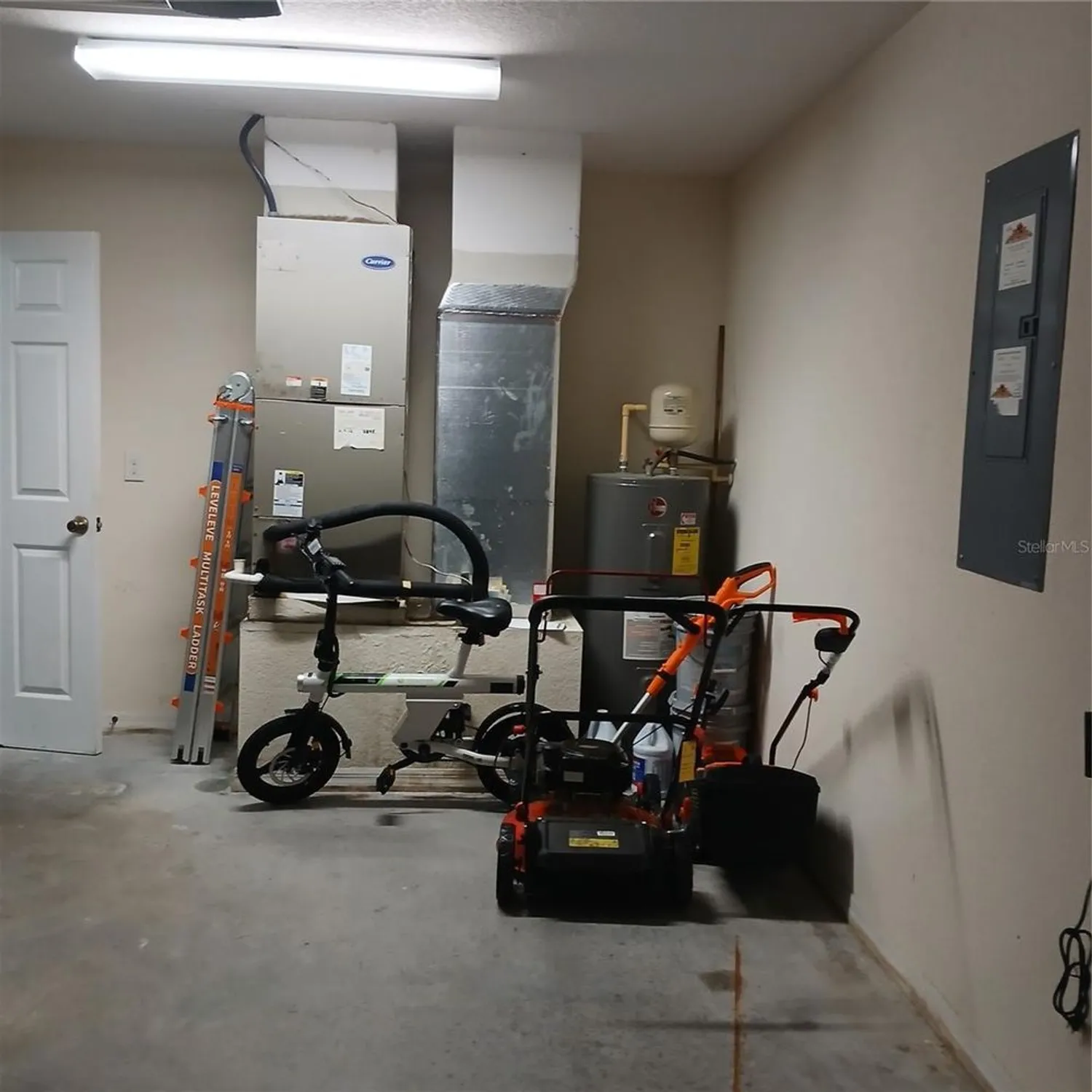 Property Slideshow image 53 of 55 | 4896 ne 123rd ln, Oxford, FL, 34484