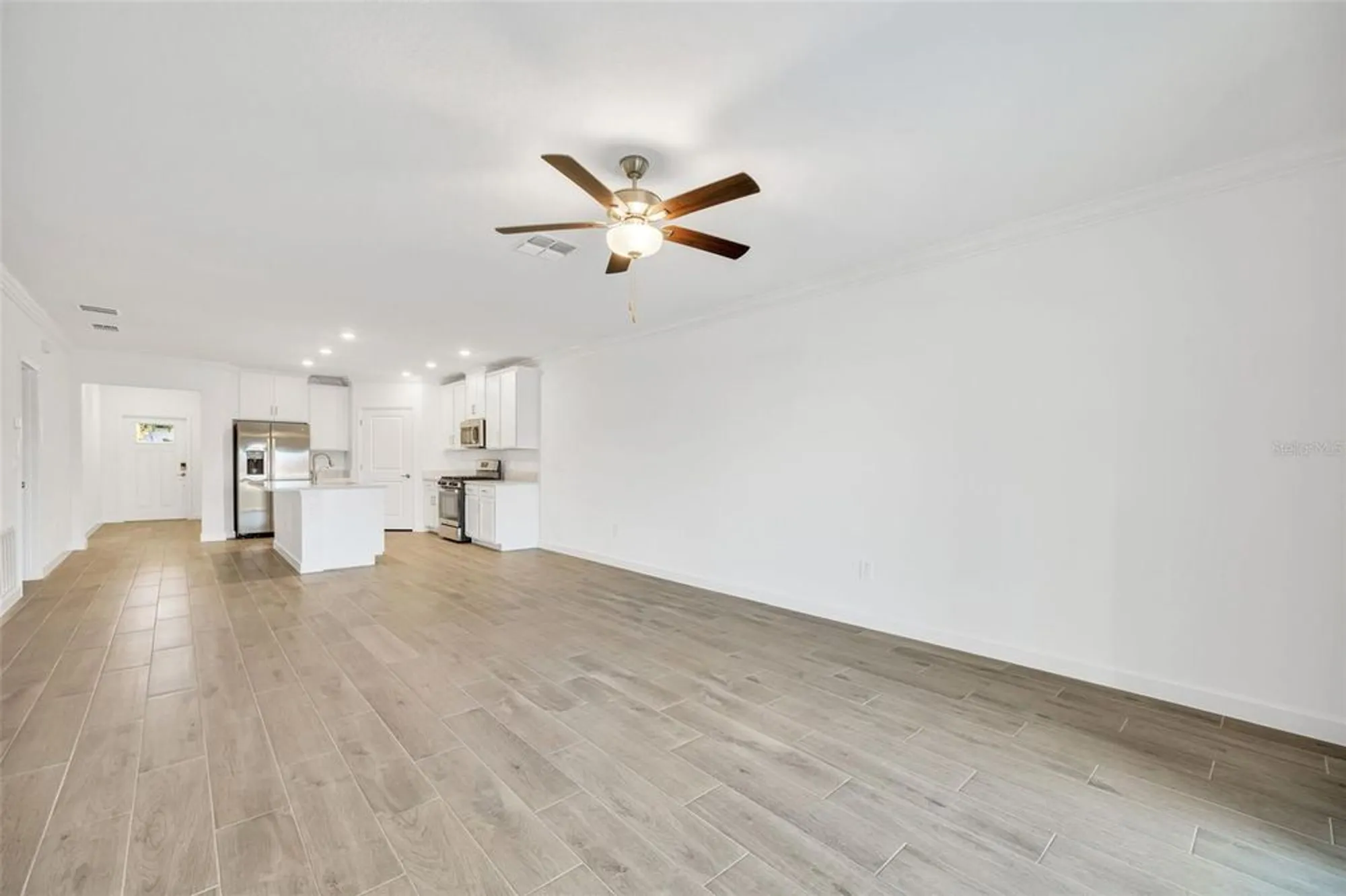 Property Slideshow image 13 of 63 | 17523 holly well ave, Wimauma, FL, 33598