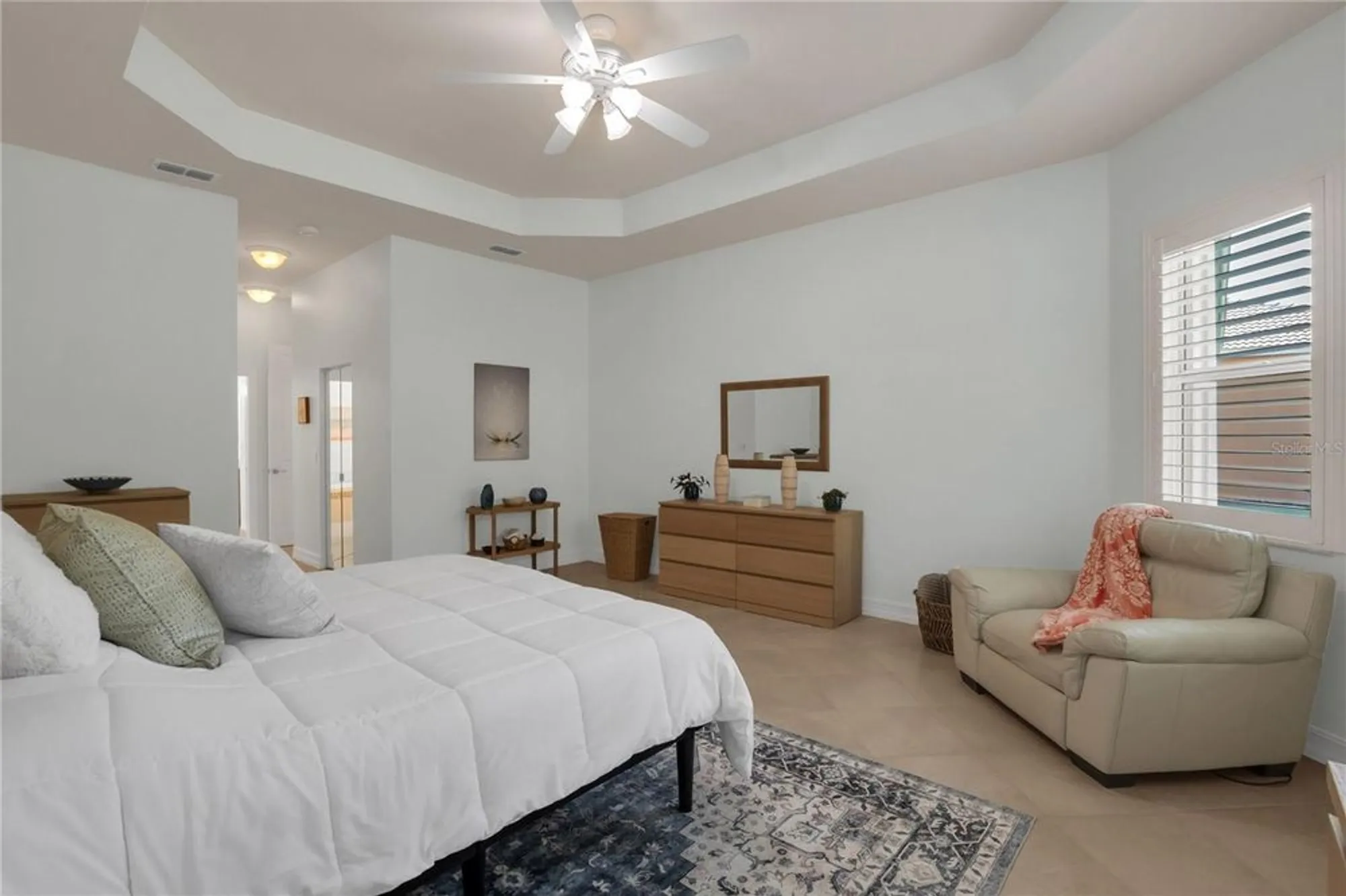 Property Slideshow image 19 of 48 | 4946 sapphire sound dr, Wimauma, FL, 33598