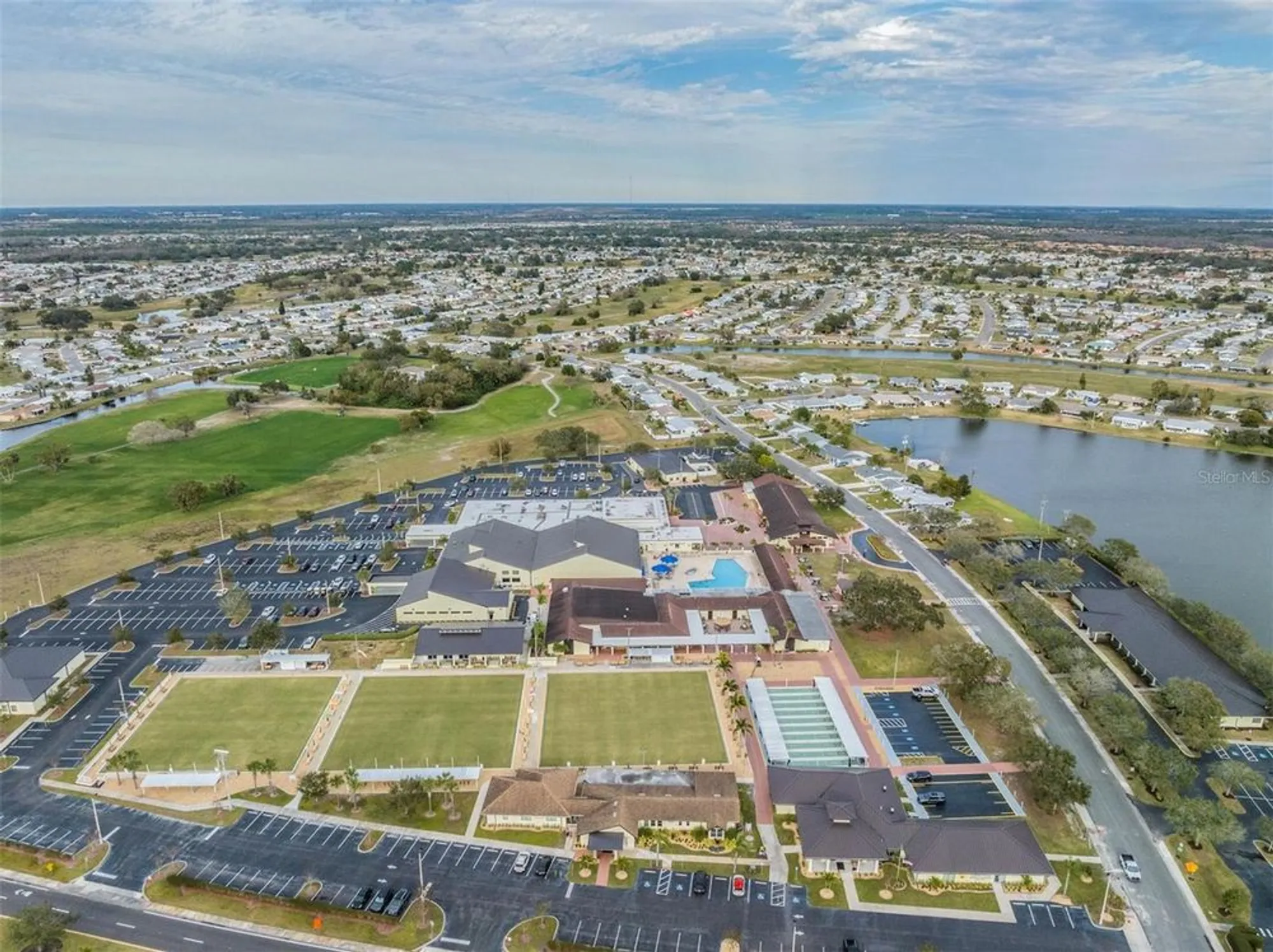 Property Slideshow image 37 of 62 | 2335 e del webb blvd, Sun City Center, FL, 33573