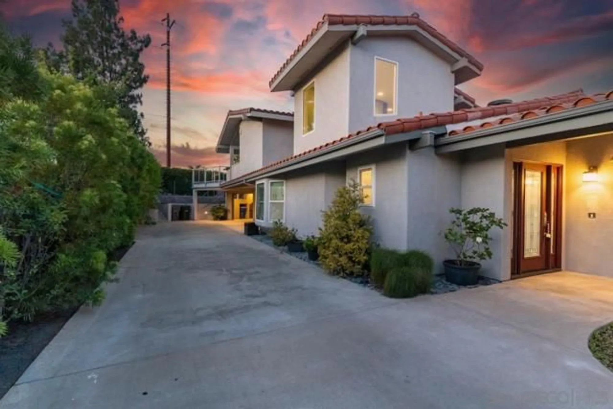 Property Slideshow image 5 of 70 | 907 ridge heights dr, Fallbrook, CA, 92028