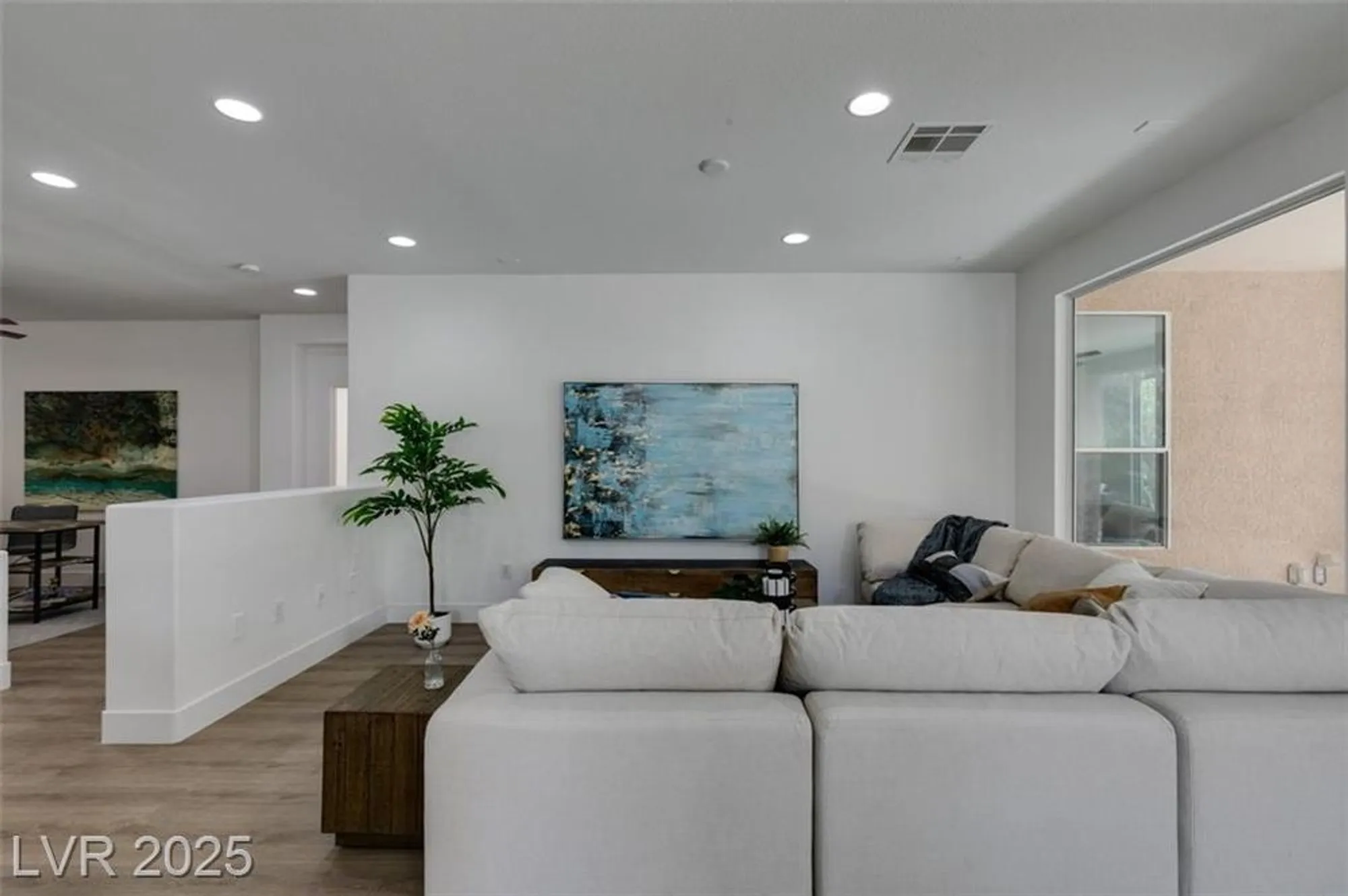 Property Slideshow image 8 of 46 | 5029 alfingo st, Las Vegas, NV, 89135