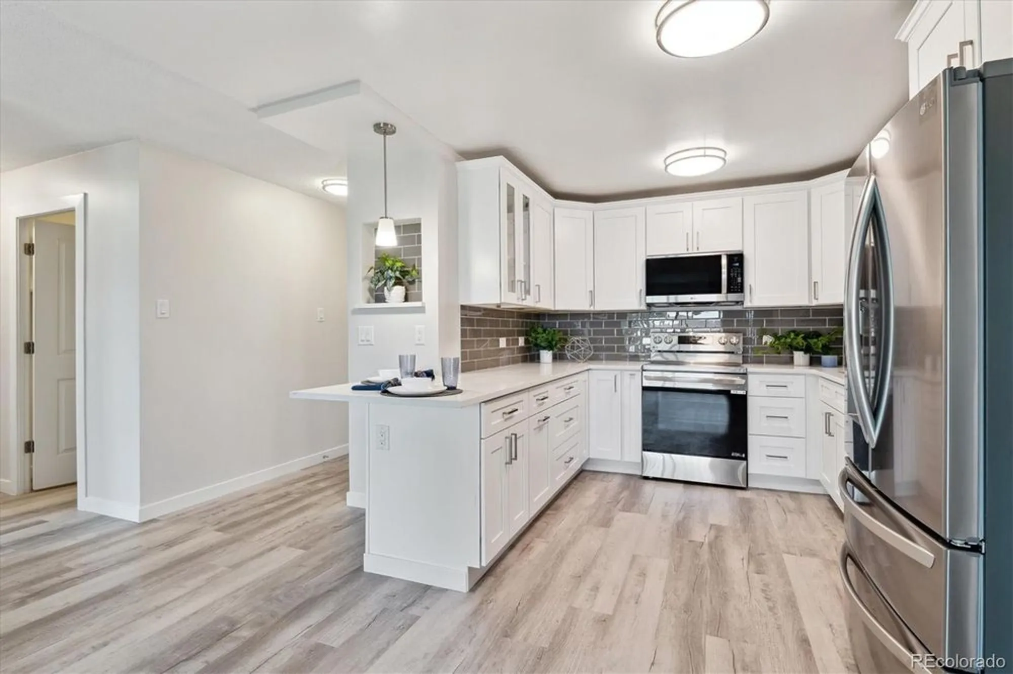 Property Slideshow image 4 of 50 | 715 s alton way 5a, Denver, CO, 80247