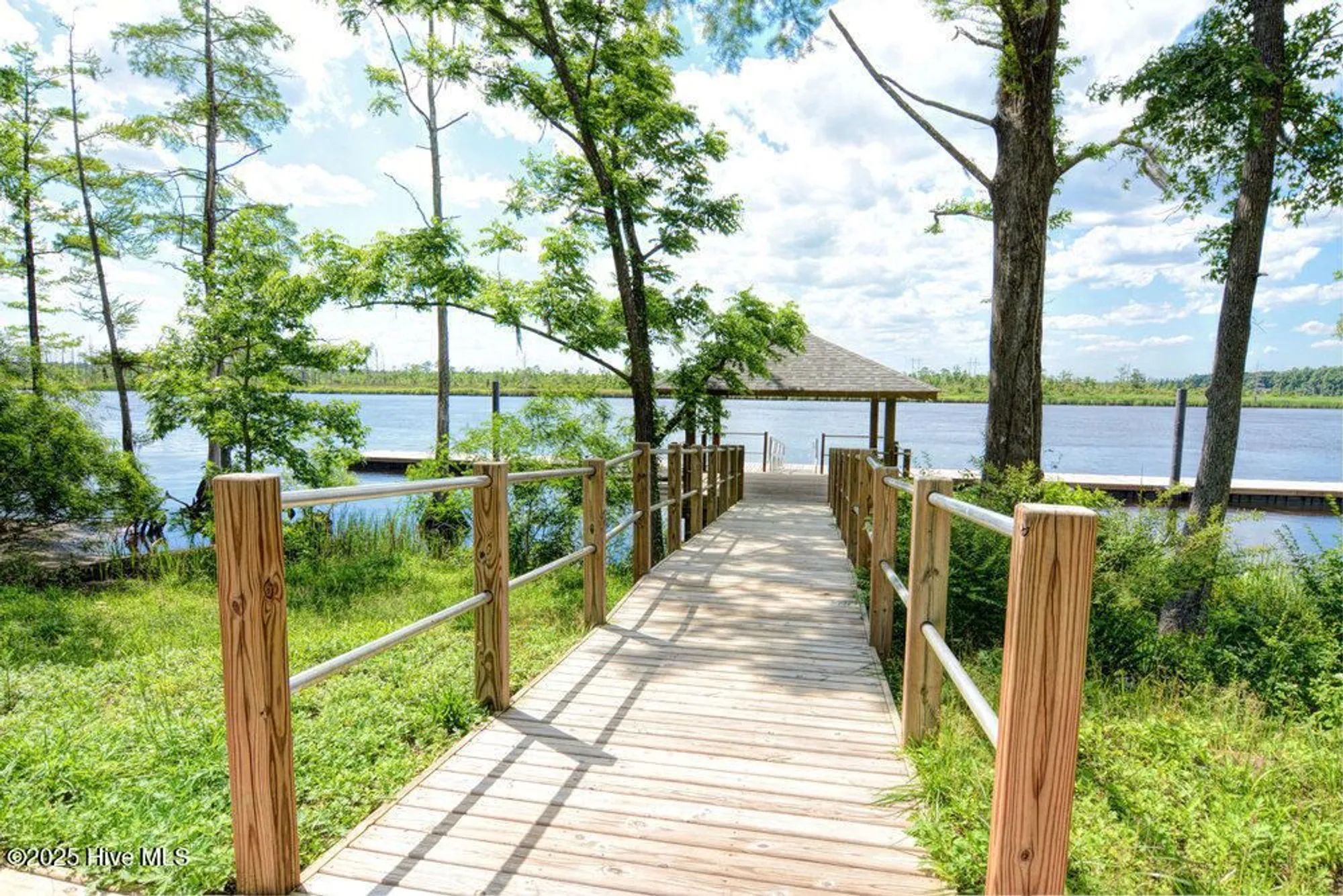 Property Slideshow image 91 of 128 | 3623 white cliffs dr, Castle Hayne, NC, 28429