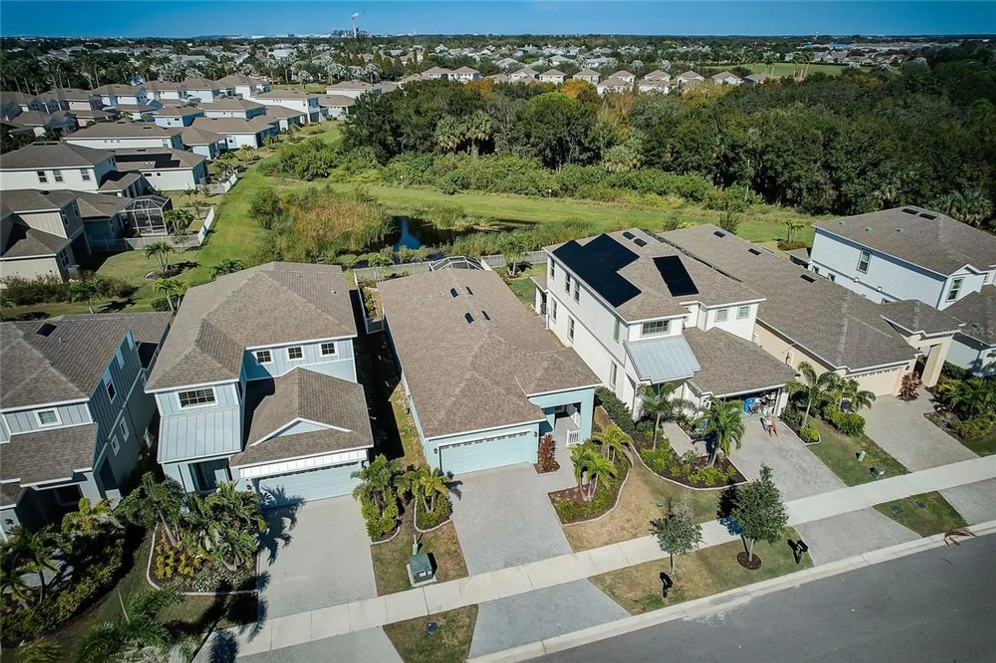Property Slideshow image 4 of 91 | 411 sandsend ct, Apollo Beach, FL, 33572