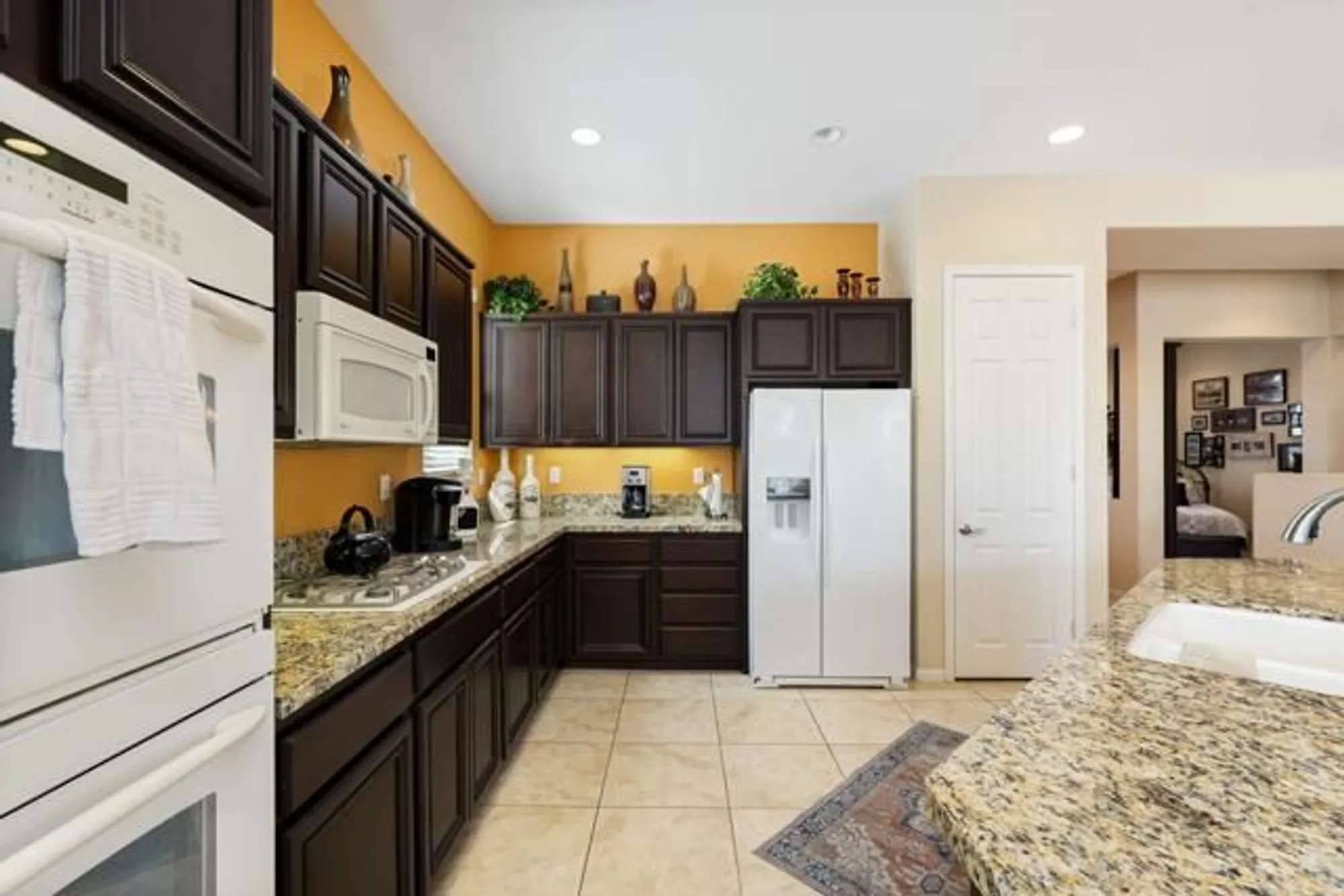 Property Slideshow image 16 of 84 | 61254 cactus spring dr, La Quinta, CA, 92253