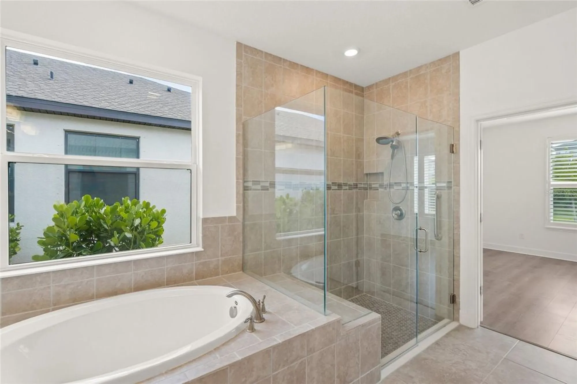 Property Slideshow image 26 of 46 | 16308 mount holly dr, Bradenton, FL, 34211