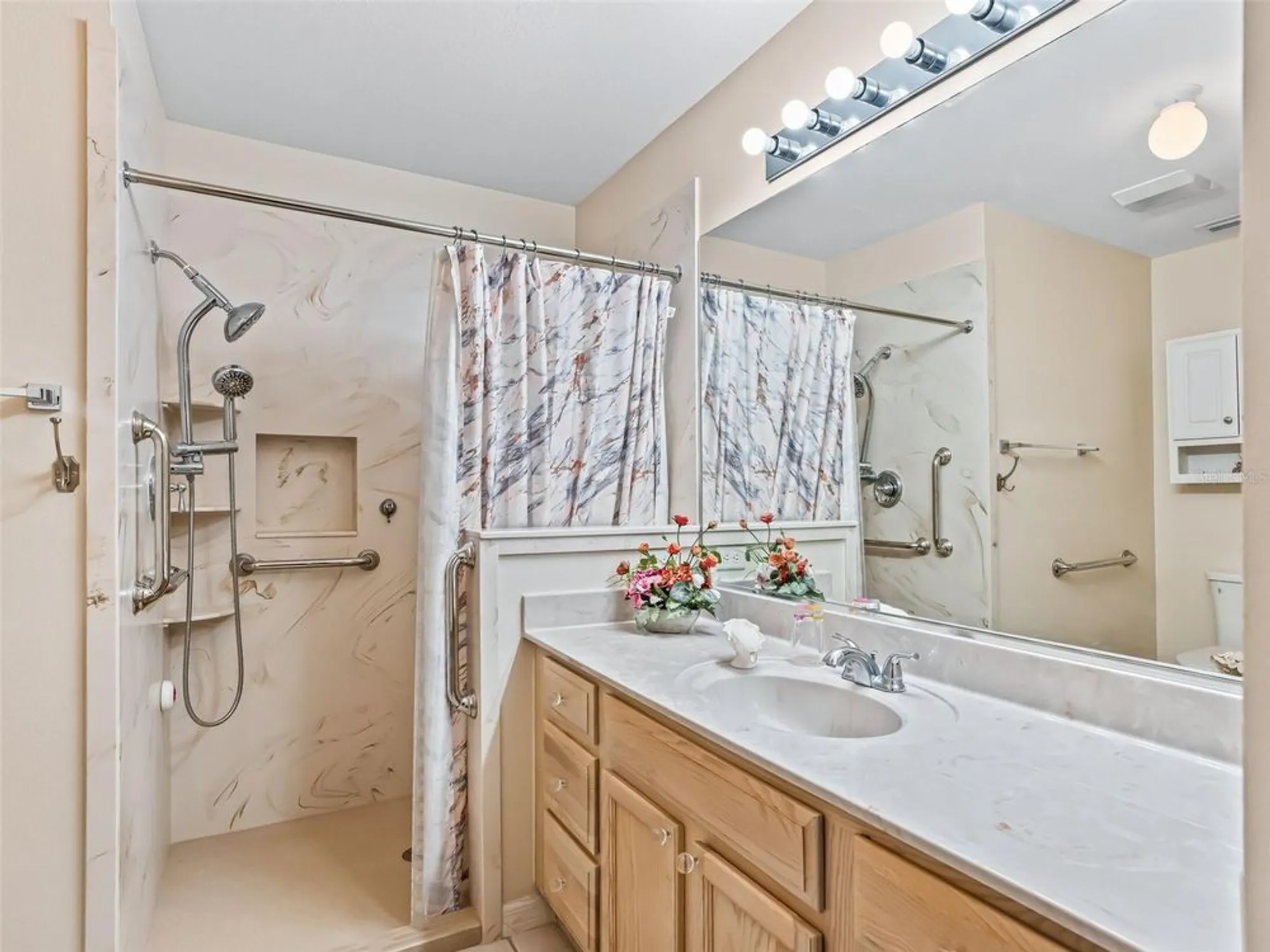 Property Slideshow image 18 of 27 | 3017 macon ct, The Villages, FL, 32162