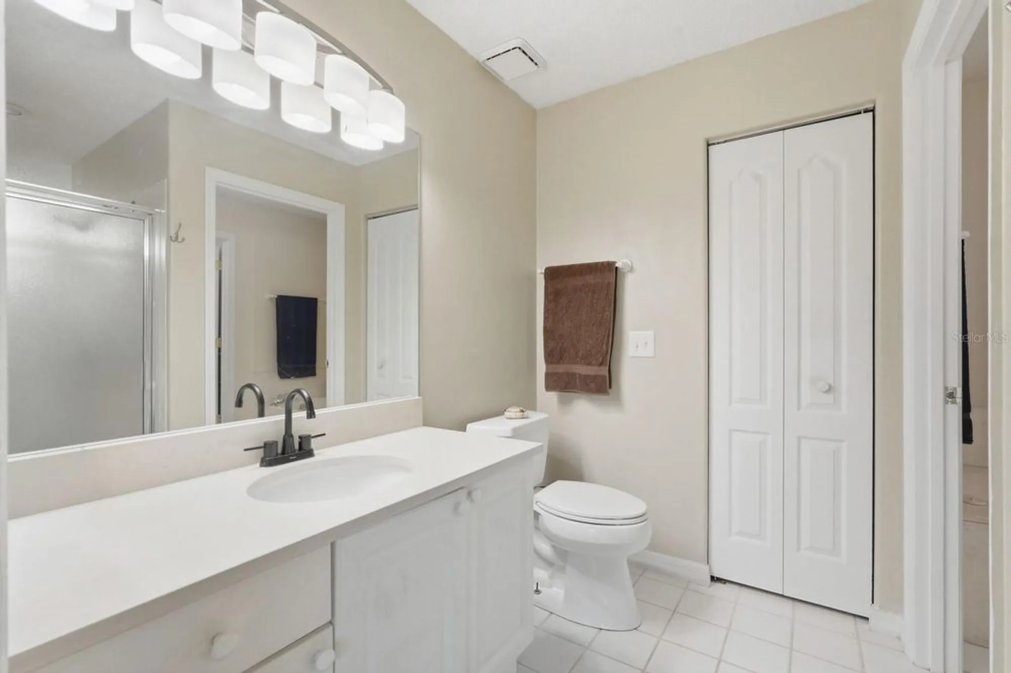Property Slideshow image 28 of 52 | 2 silver lake way, Ormond Beach, FL, 32174
