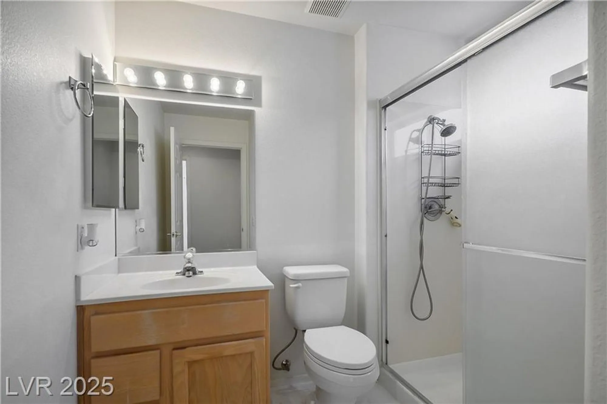 Property Slideshow image 22 of 74 | 10505 linden wood ct, Las Vegas, NV, 89134