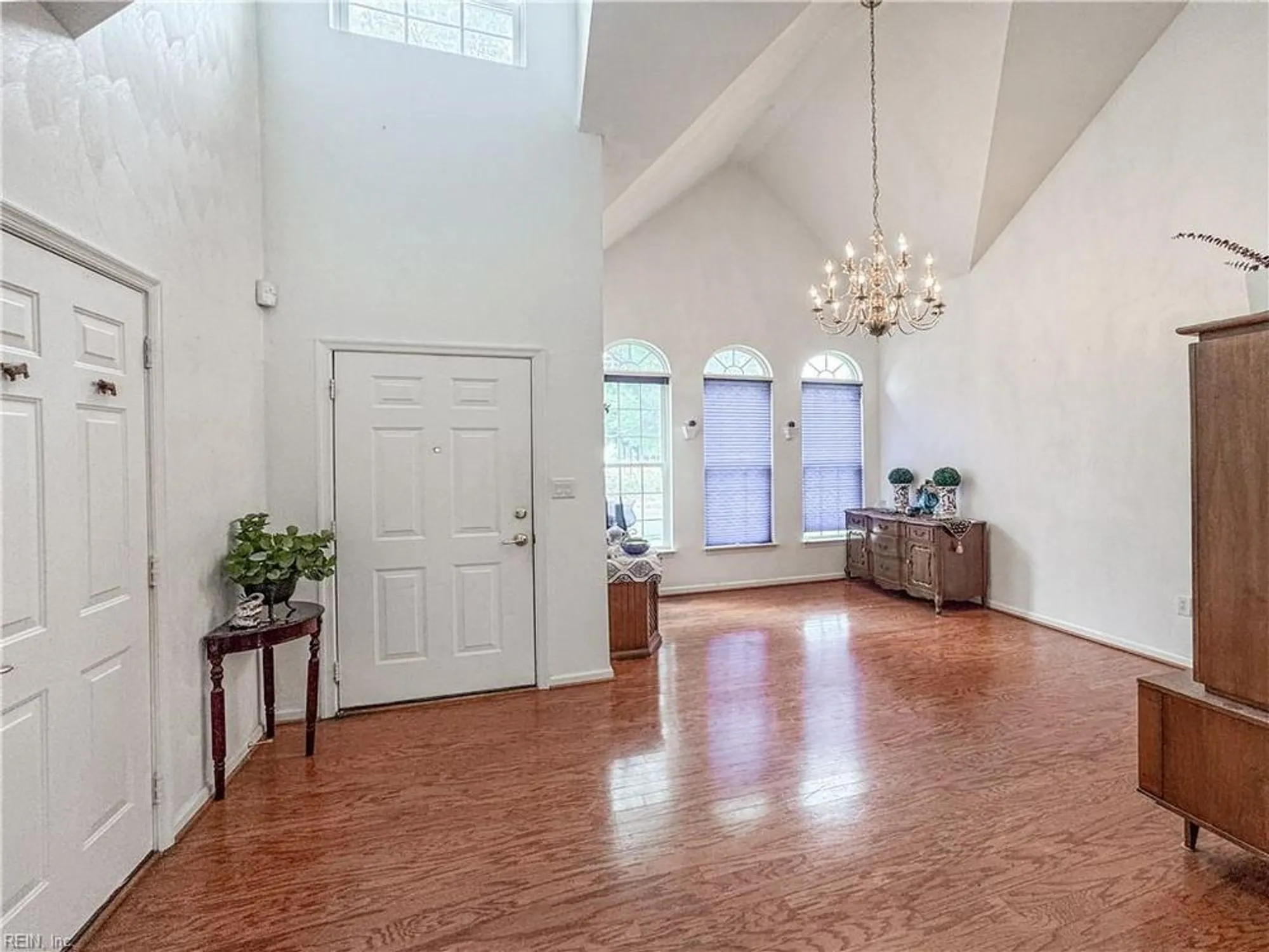 Property Slideshow image 3 of 38 | 2937 einstein dr, Virginia Beach, VA, 23456