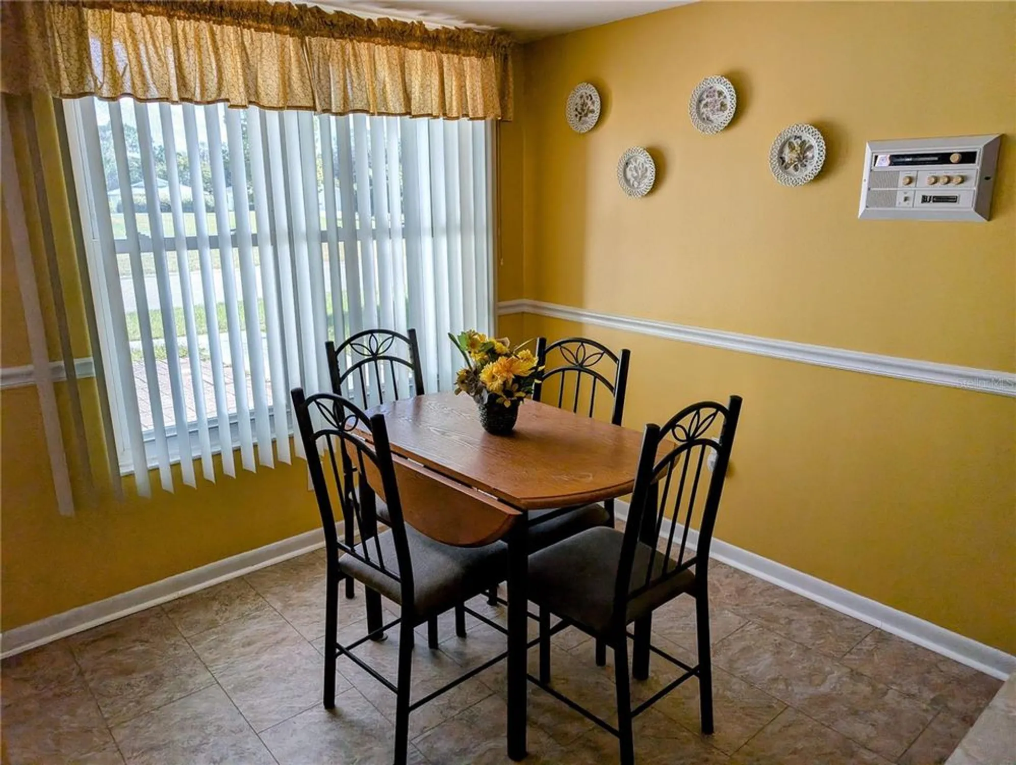 Property Slideshow image 12 of 58 | 10482 s clint loop, Floral City, FL, 34436