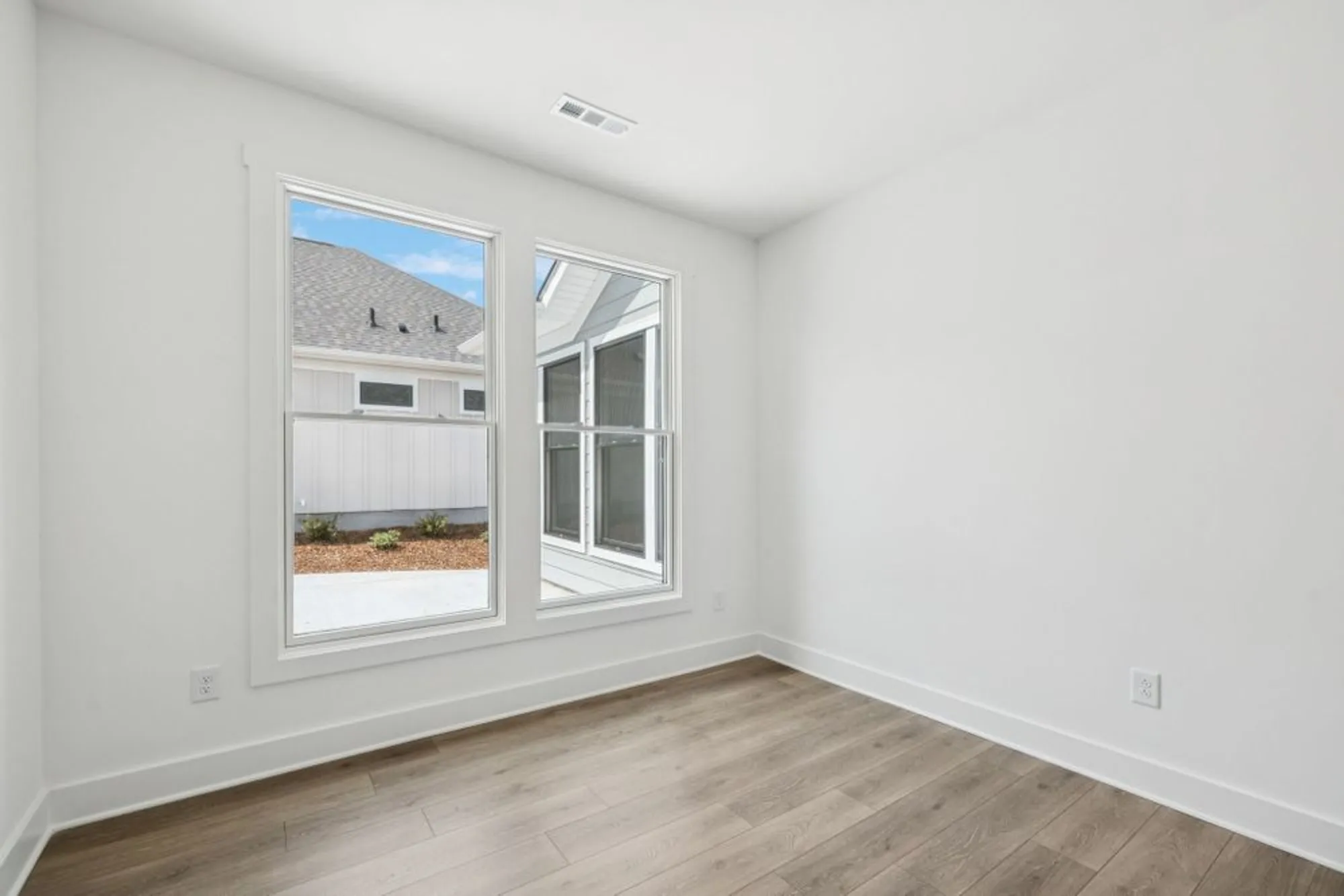 Property Slideshow image 24 of 67 | 516 restoration dr, Smyrna, TN, 37167