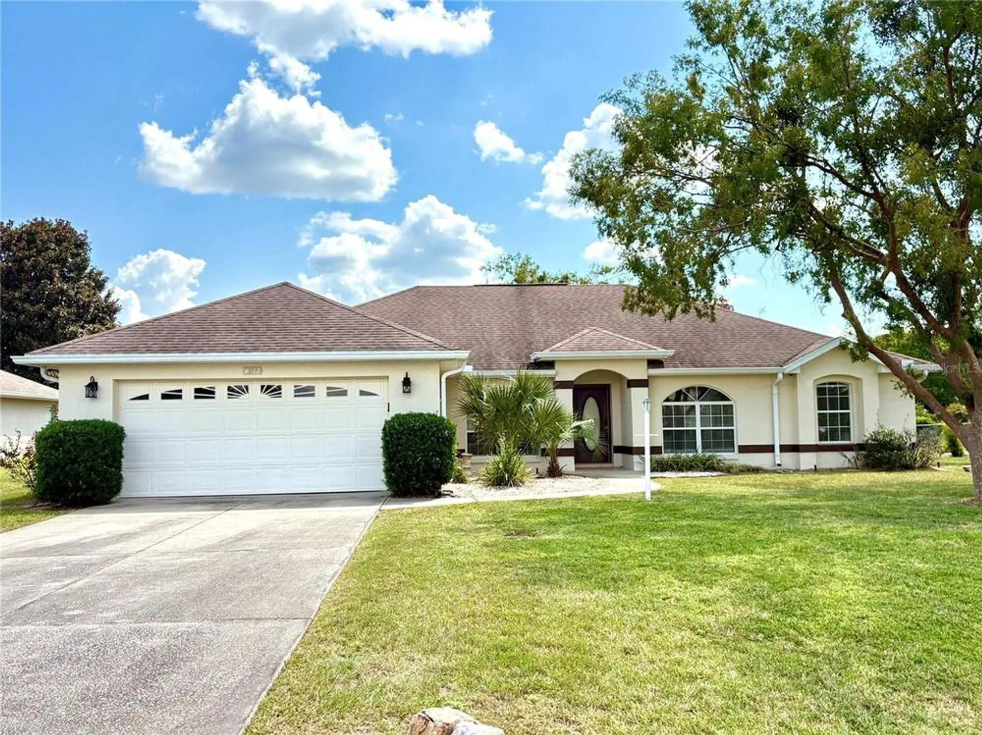 Property Slideshow image 1 of 68 | 4572 nw 32nd st, Ocala, FL, 34482