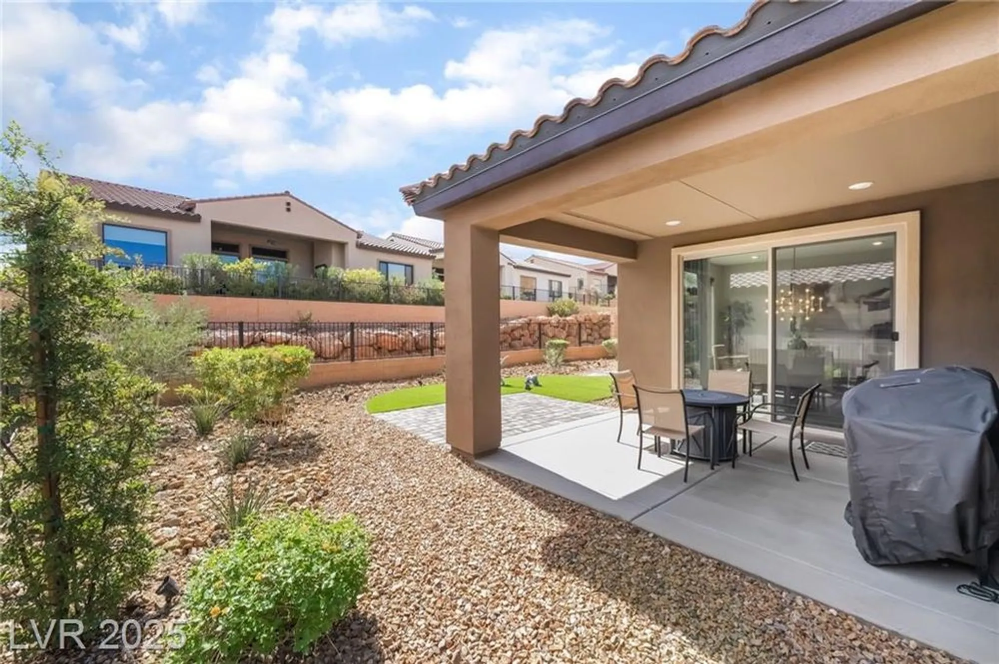 Property Slideshow image 33 of 44 | 15 arid crest ave, Henderson, NV, 89011