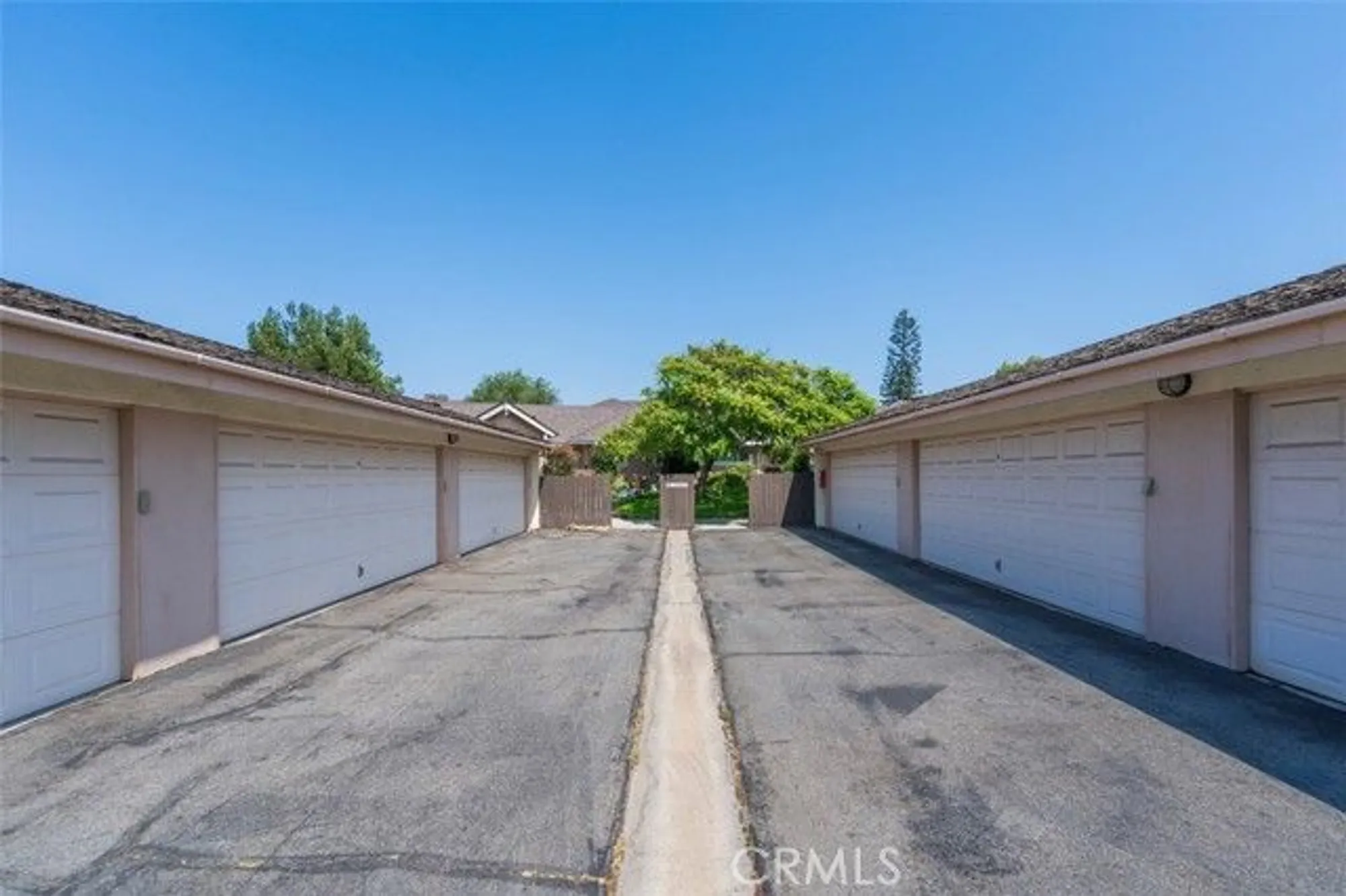 Property Slideshow image 28 of 38 | 23009 nadine cir b, Torrance, CA, 90505