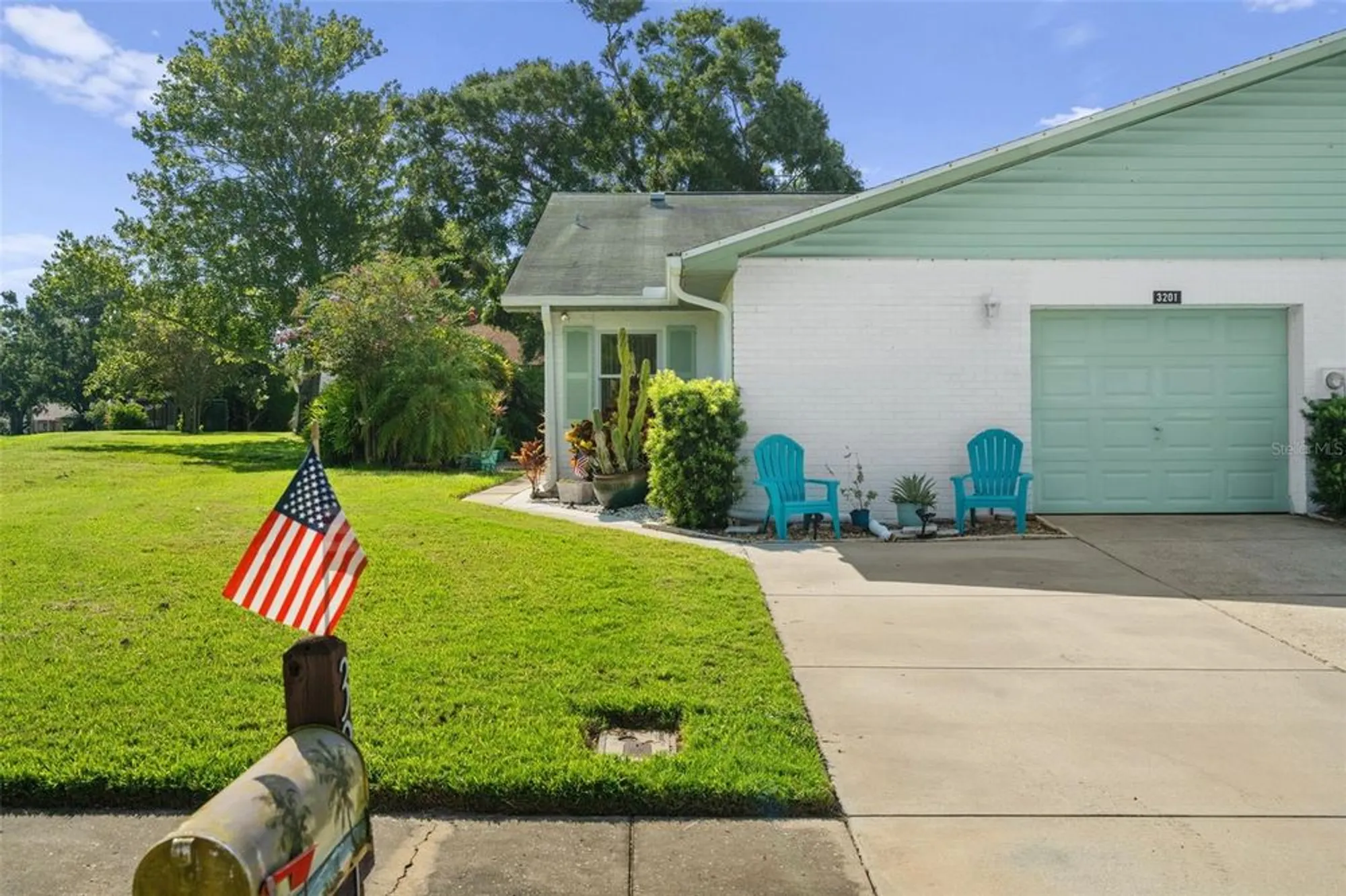 Property Slideshow image 4 of 59 | 3201 mcmath dr, Palm Harbor, FL, 34684