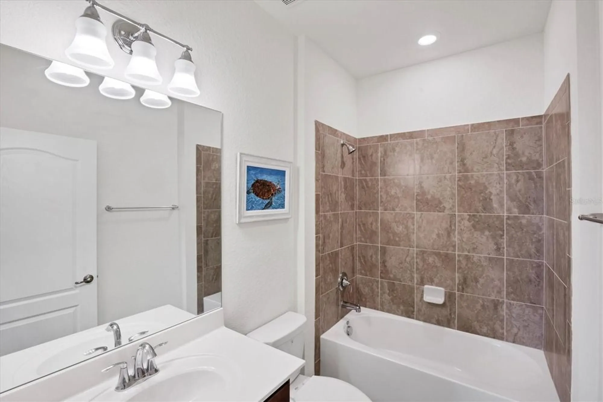 Property Slideshow image 50 of 100 | 10061 cozy grove dr, Venice, FL, 34293