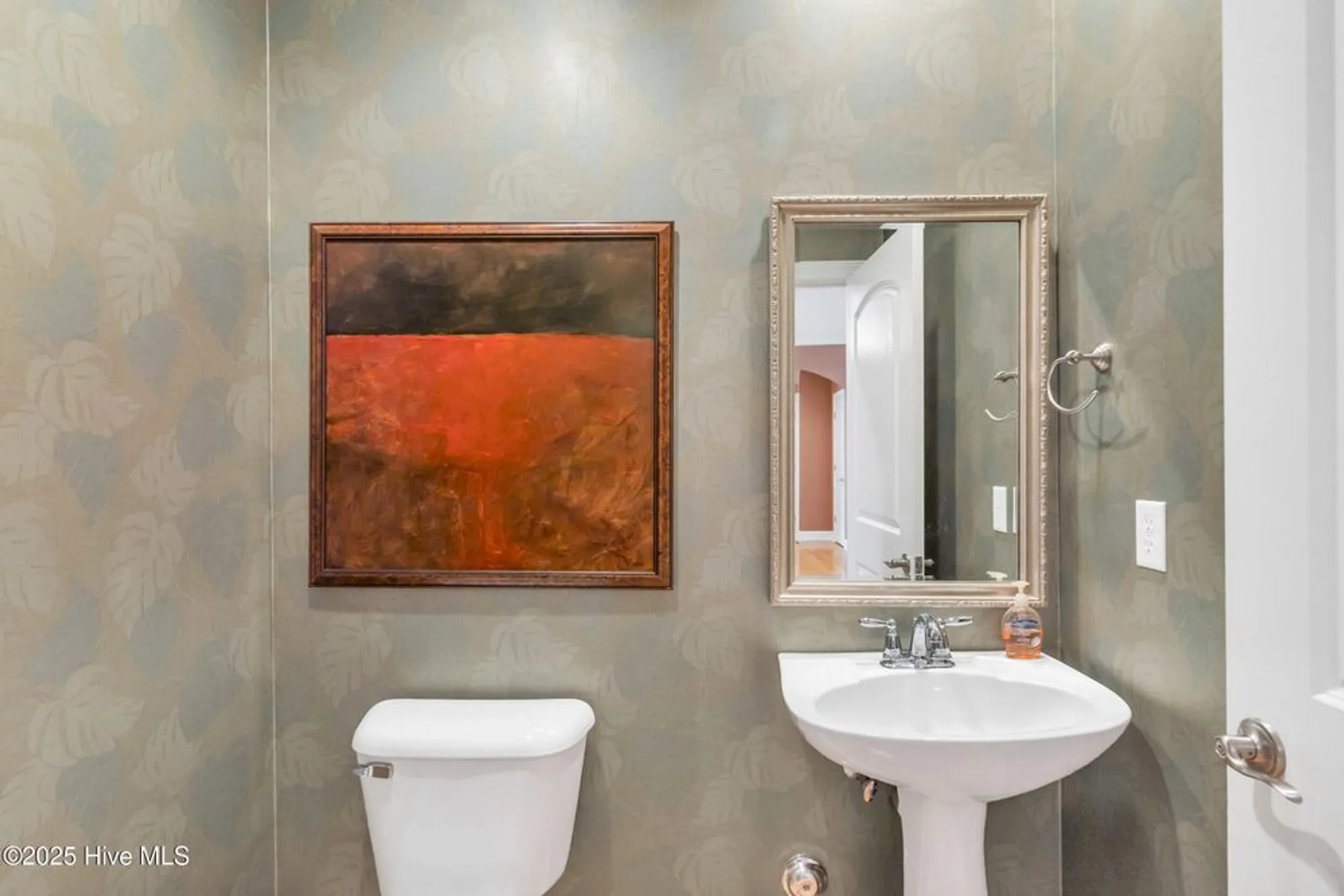 Property Slideshow image 37 of 71 | 2019 annsdale dr, Leland, NC, 28451