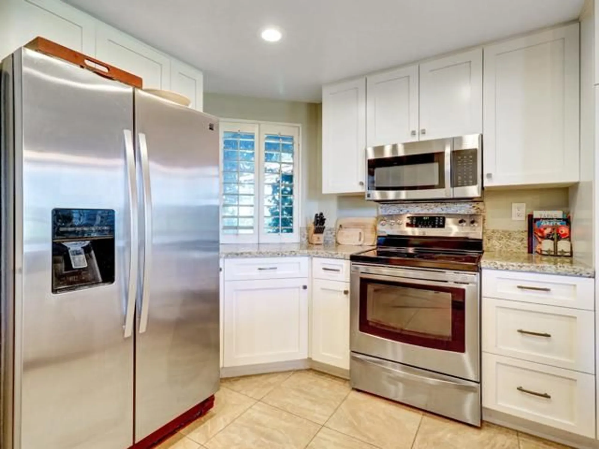 Property Slideshow image 5 of 24 | 54671 inverness way, La Quinta, CA, 92253