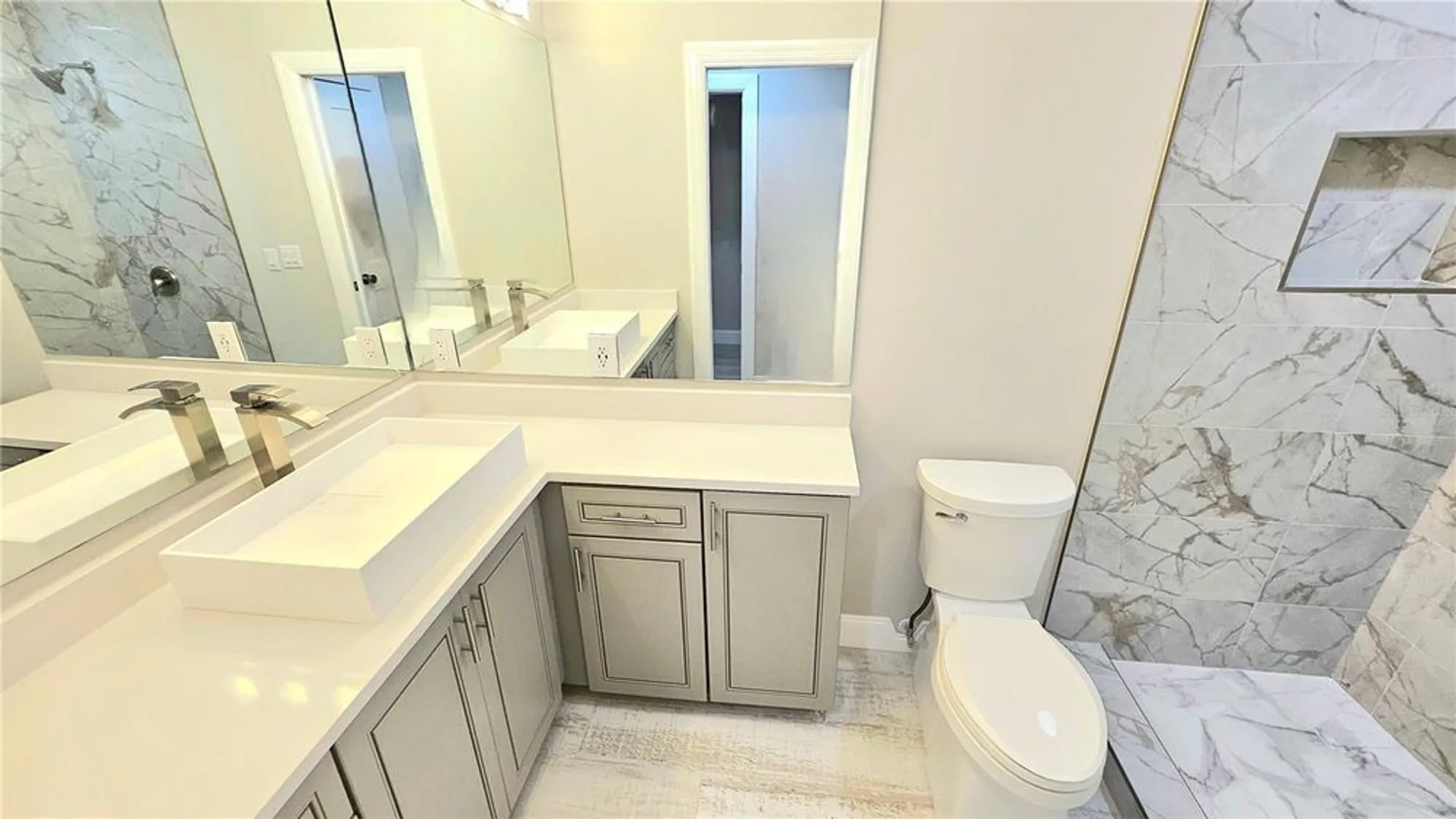 Property Slideshow image 17 of 43 | 517 boca ciega point blvd n, St Petersburg, FL, 33708