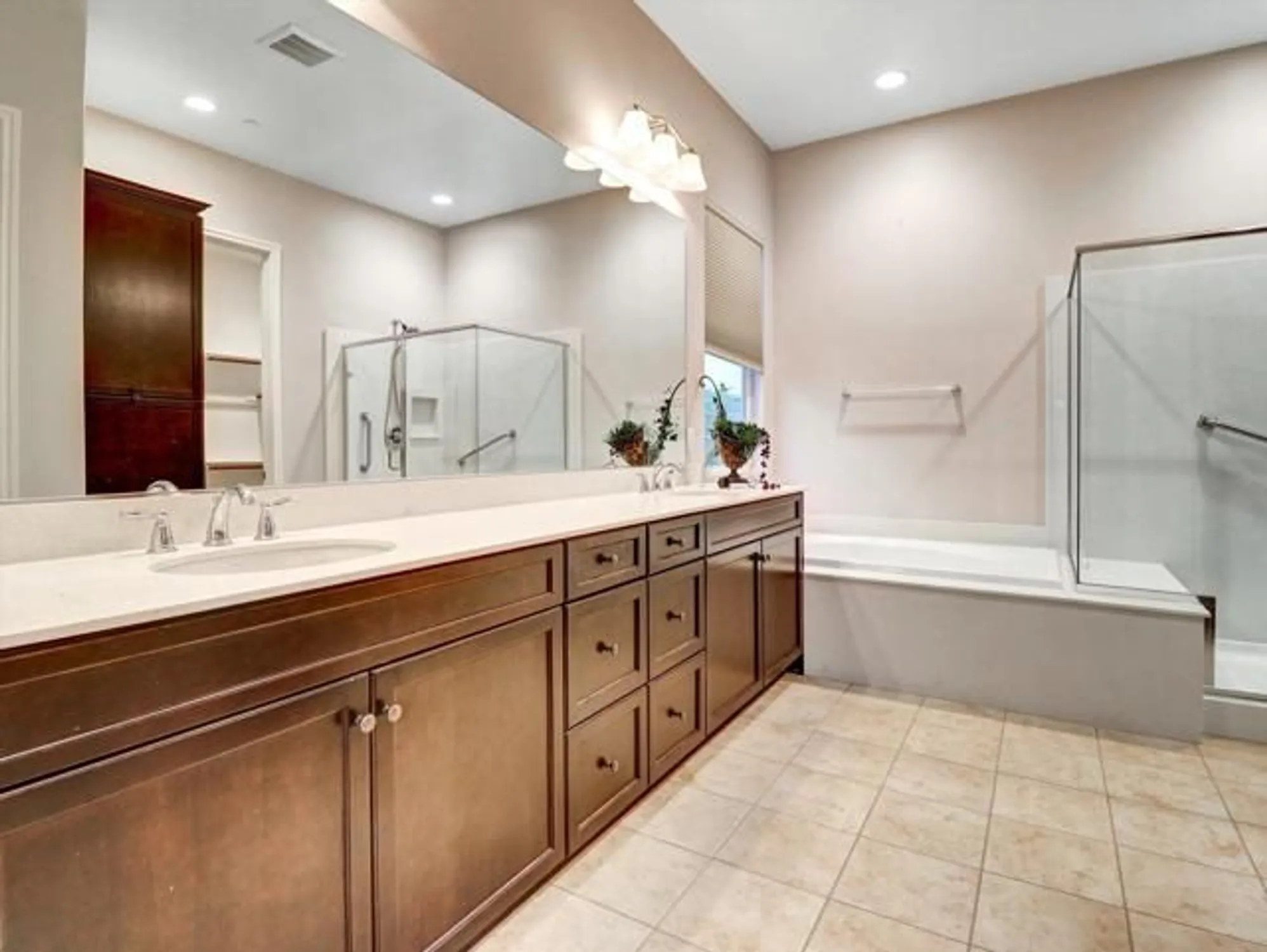 Property Slideshow image 44 of 59 | 85642 molvena dr, Indio, CA, 92203