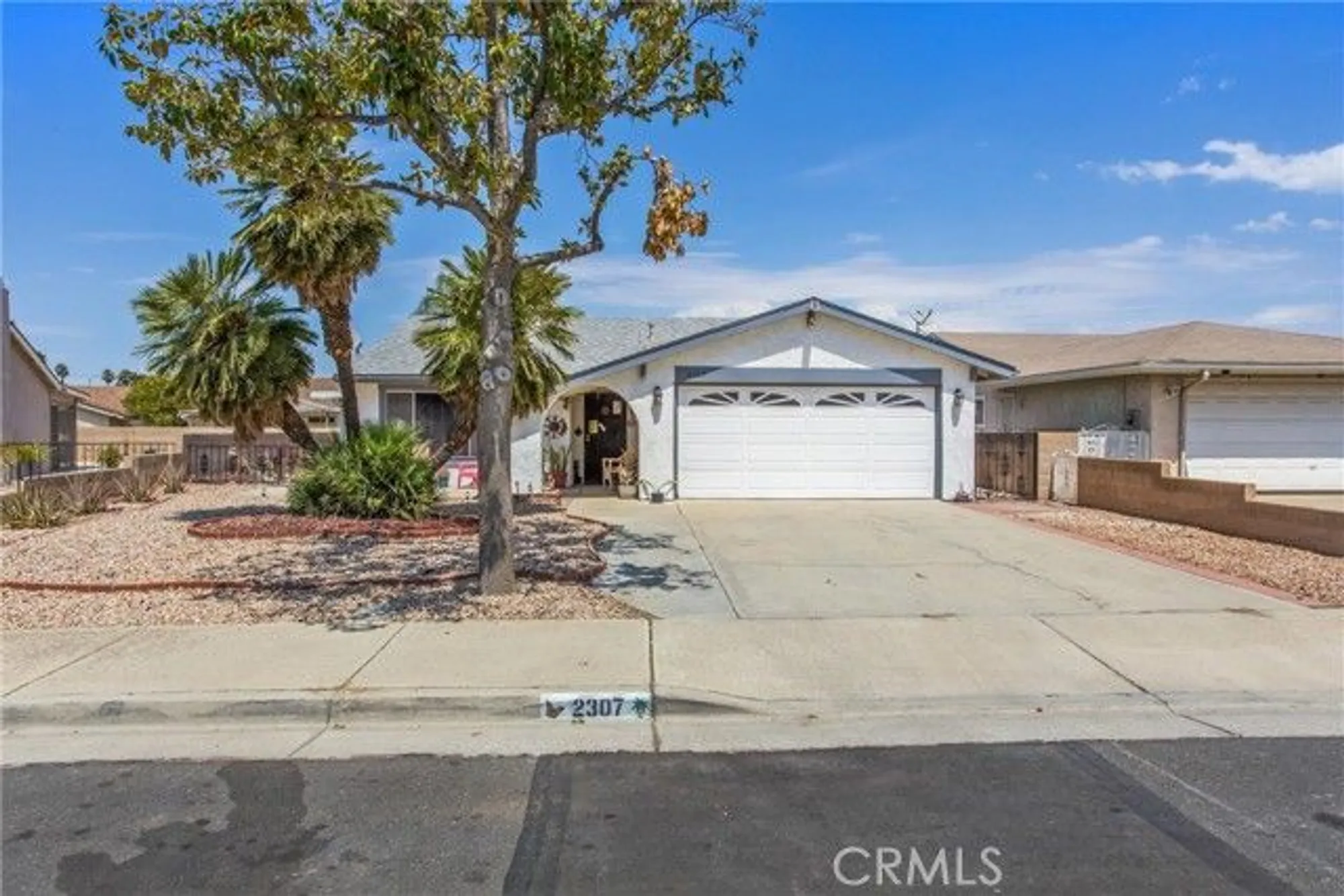 Property Slideshow image 4 of 24 | 2307 el toro cir, Hemet, CA, 92545